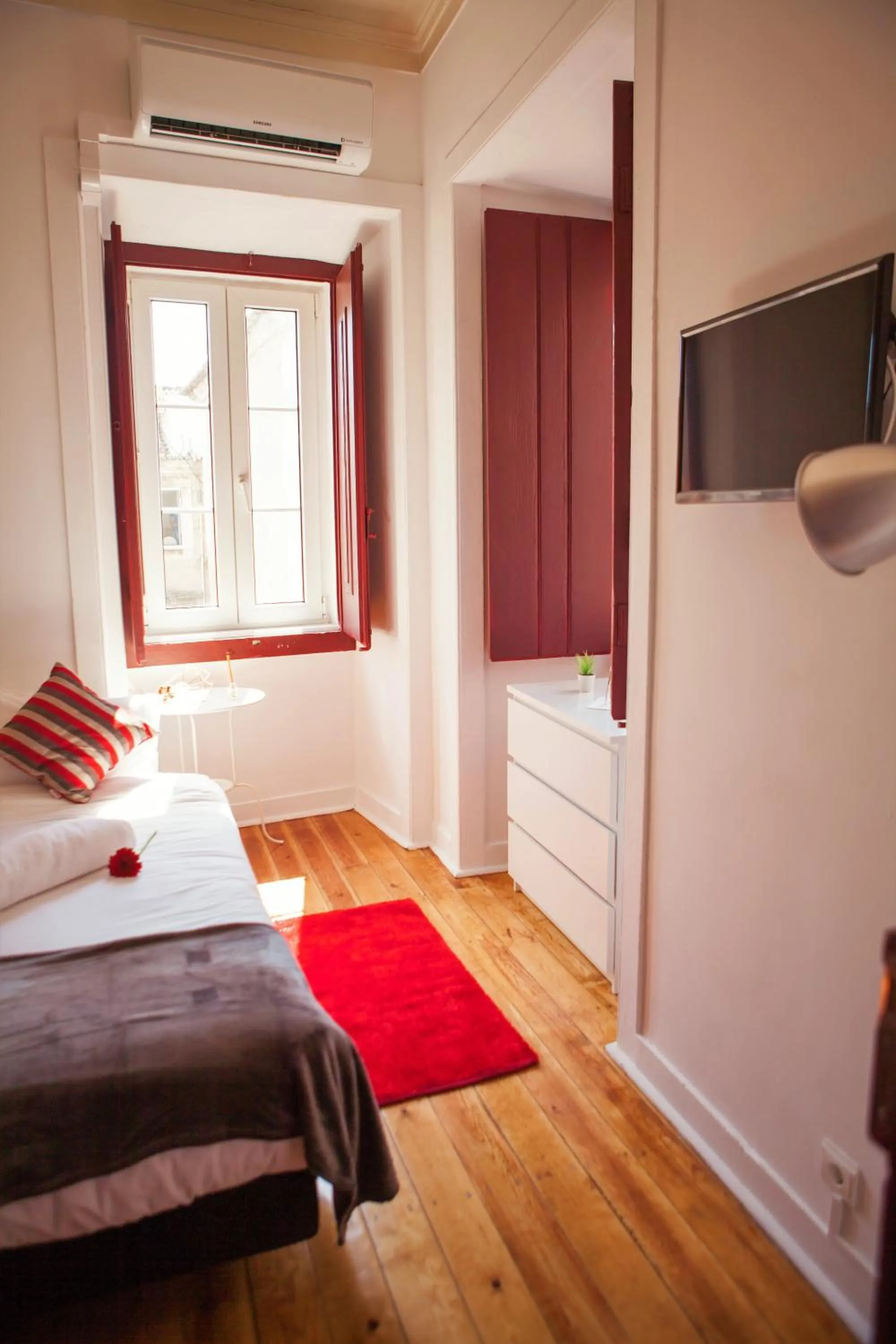 Bed in Lx Center Chiado