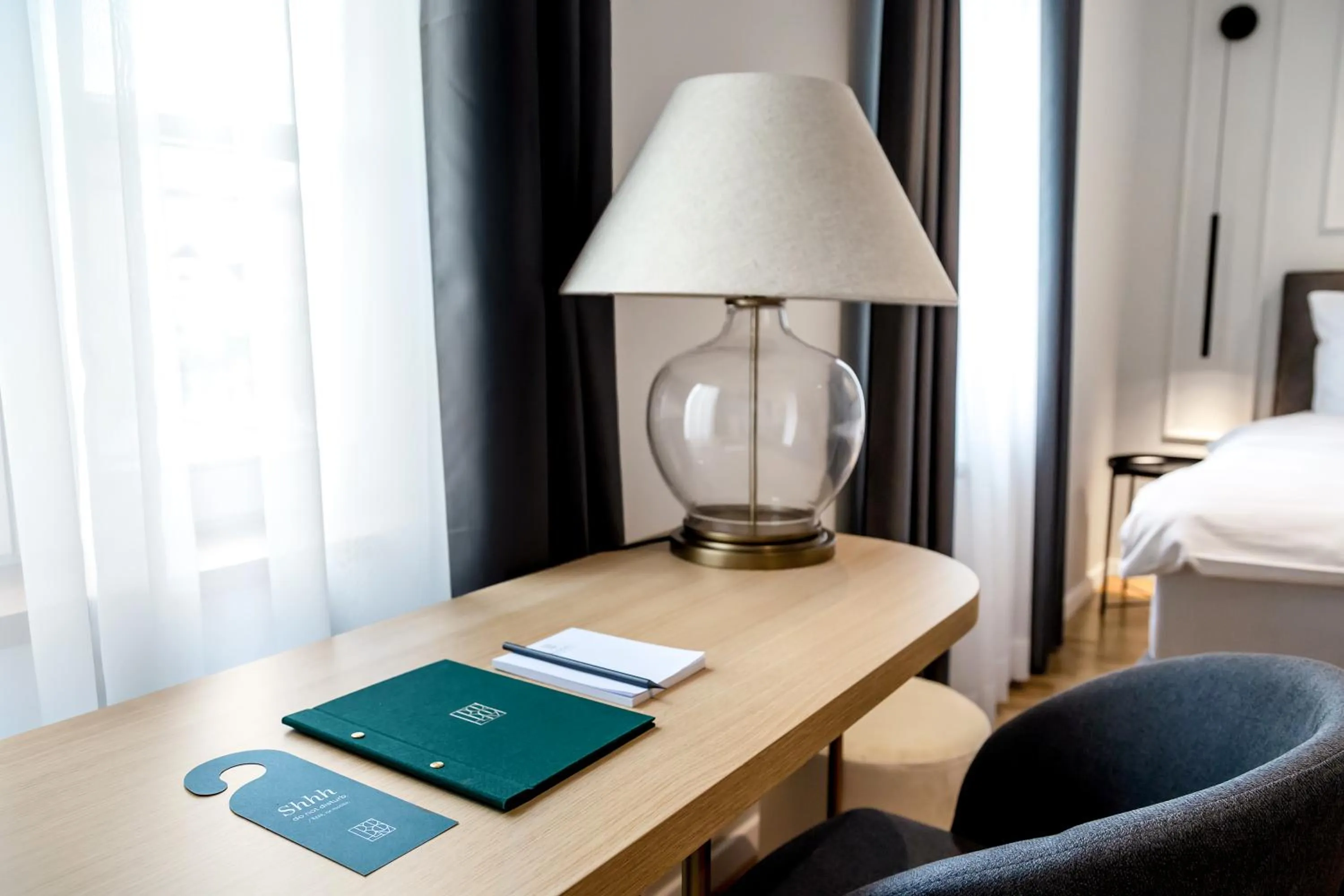 hair dresser, Bed in Adora Hotel