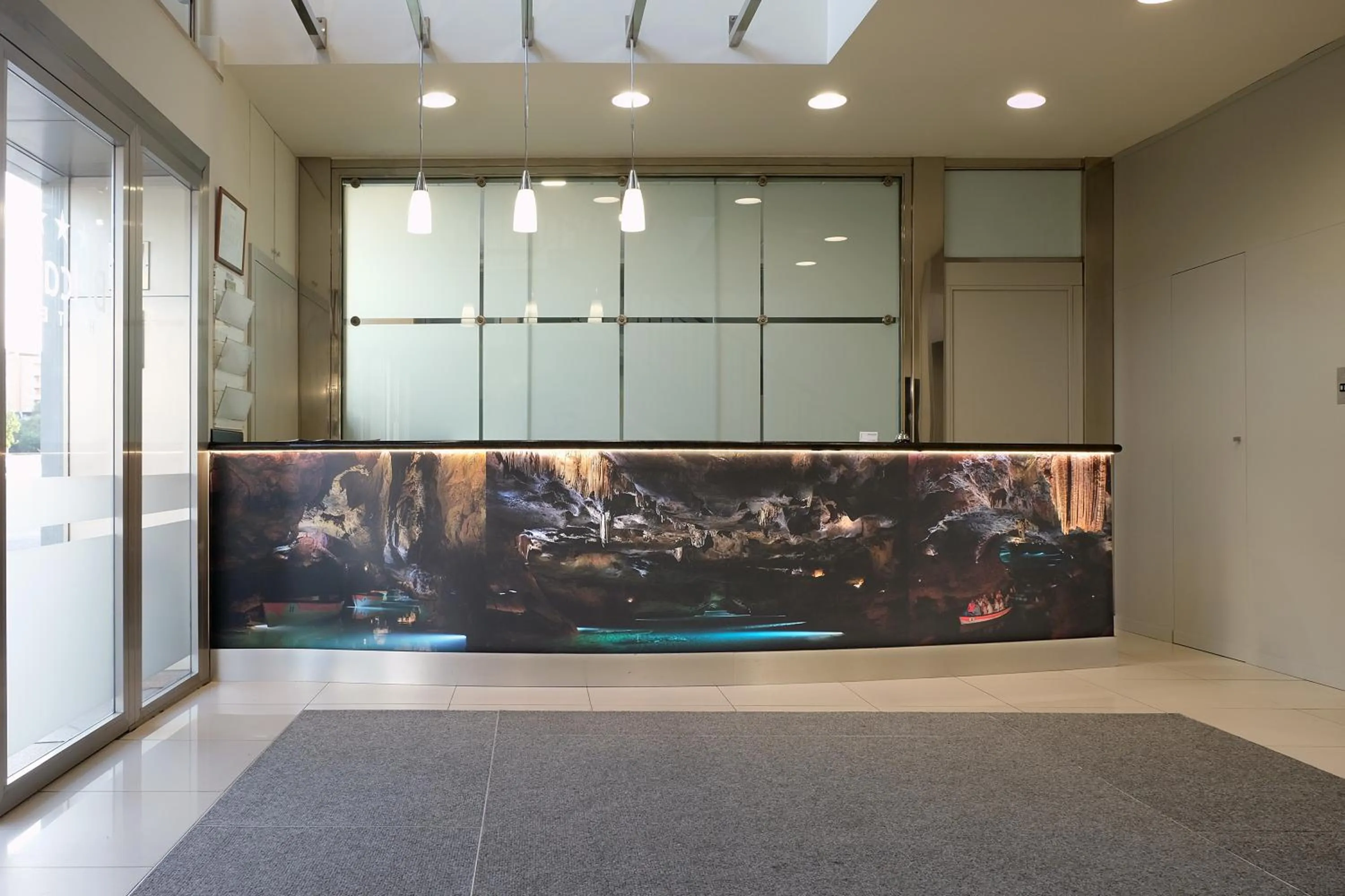 Lobby or reception in Hotel Belcaire