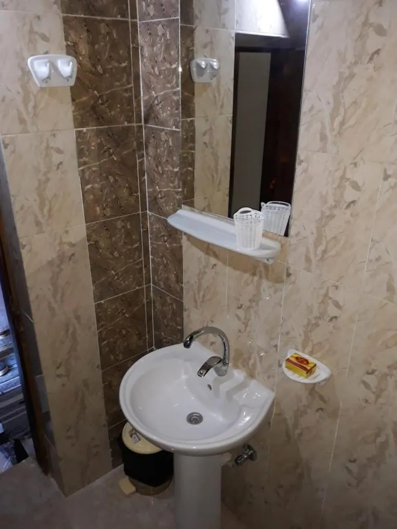 Bathroom in Maghrabi's Guest house