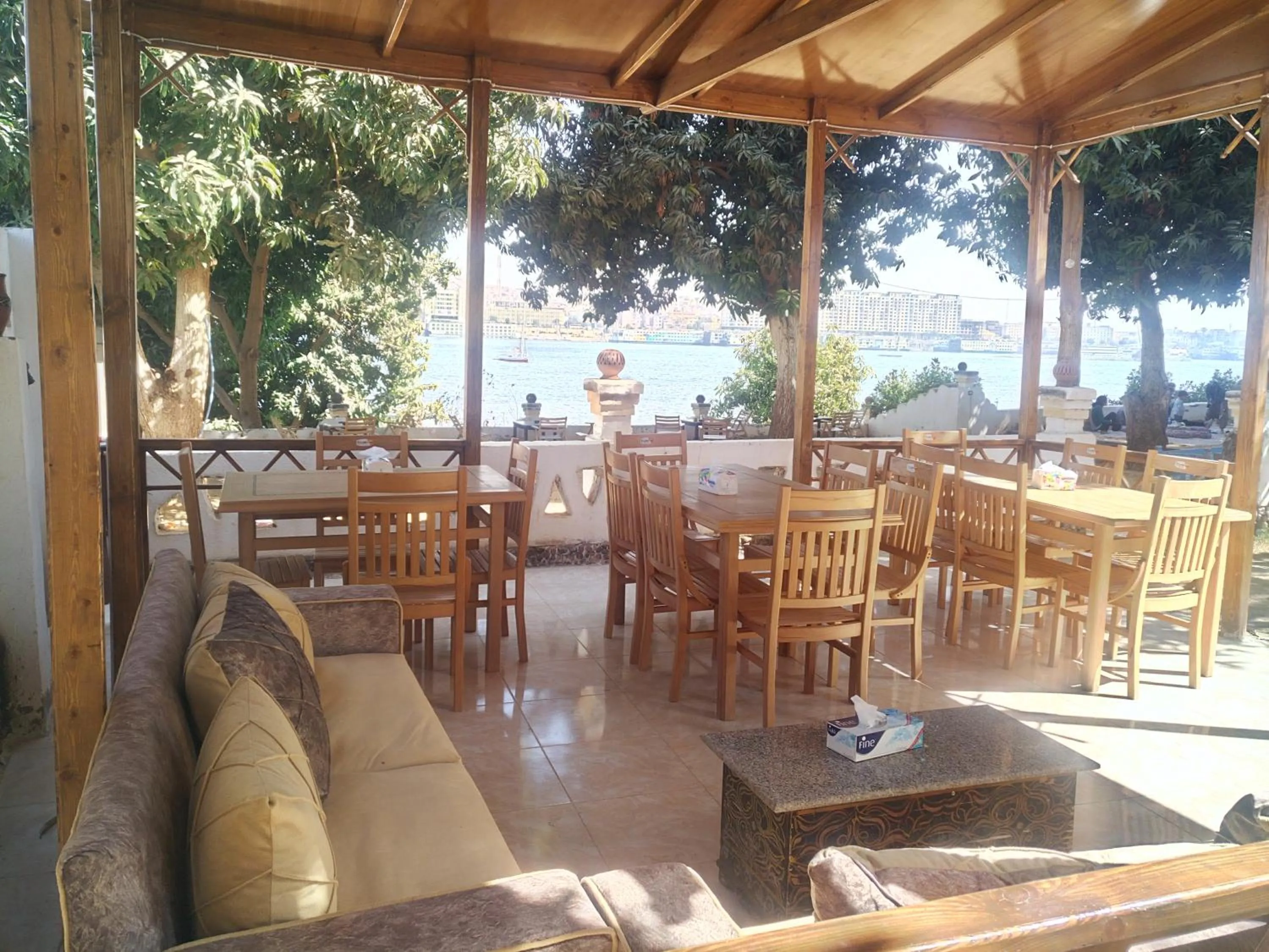Restaurant/places to eat in Maghrabi's Guest house