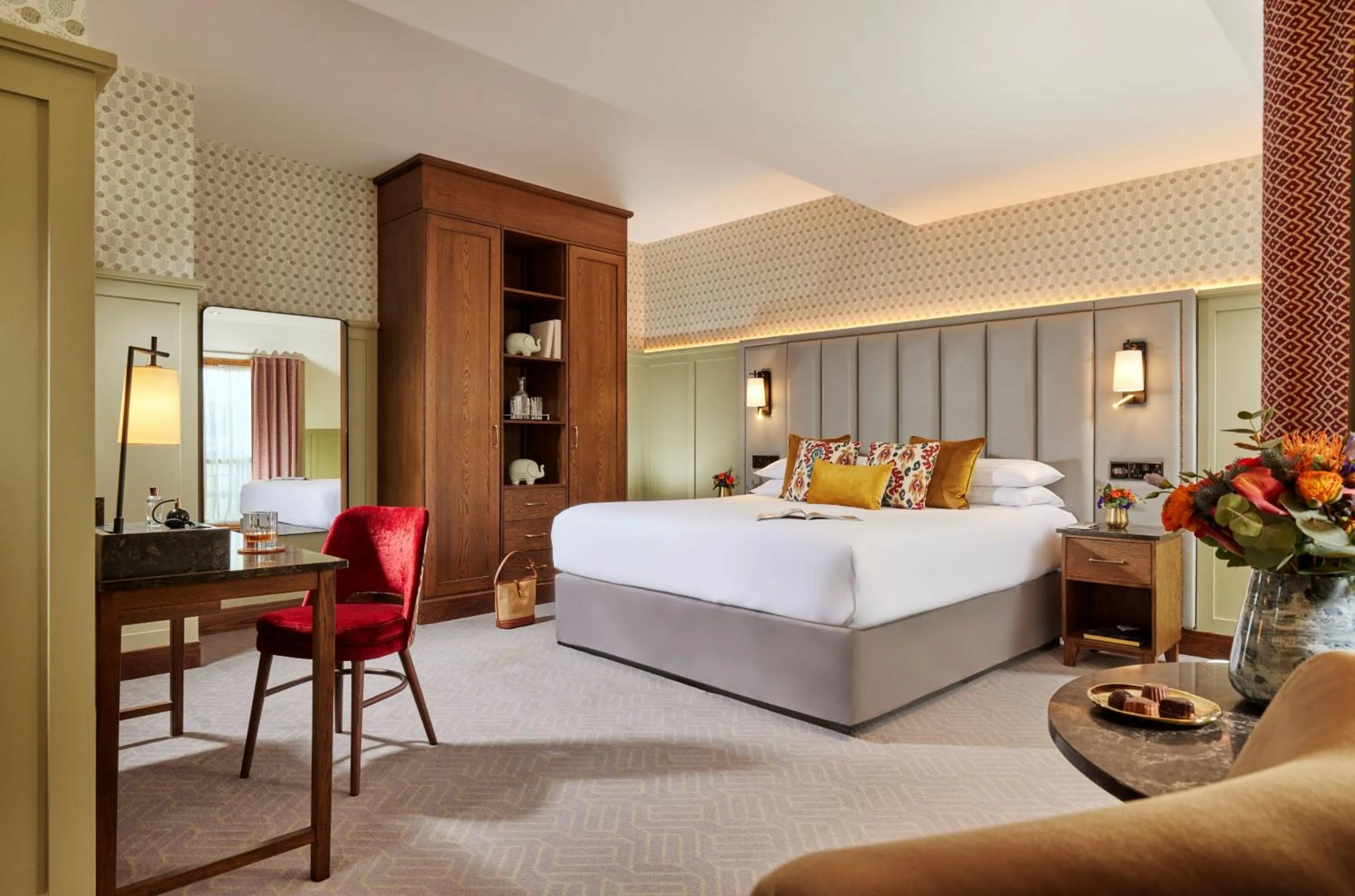 Bed in Westport Plaza Hotel, Spa & Leisure