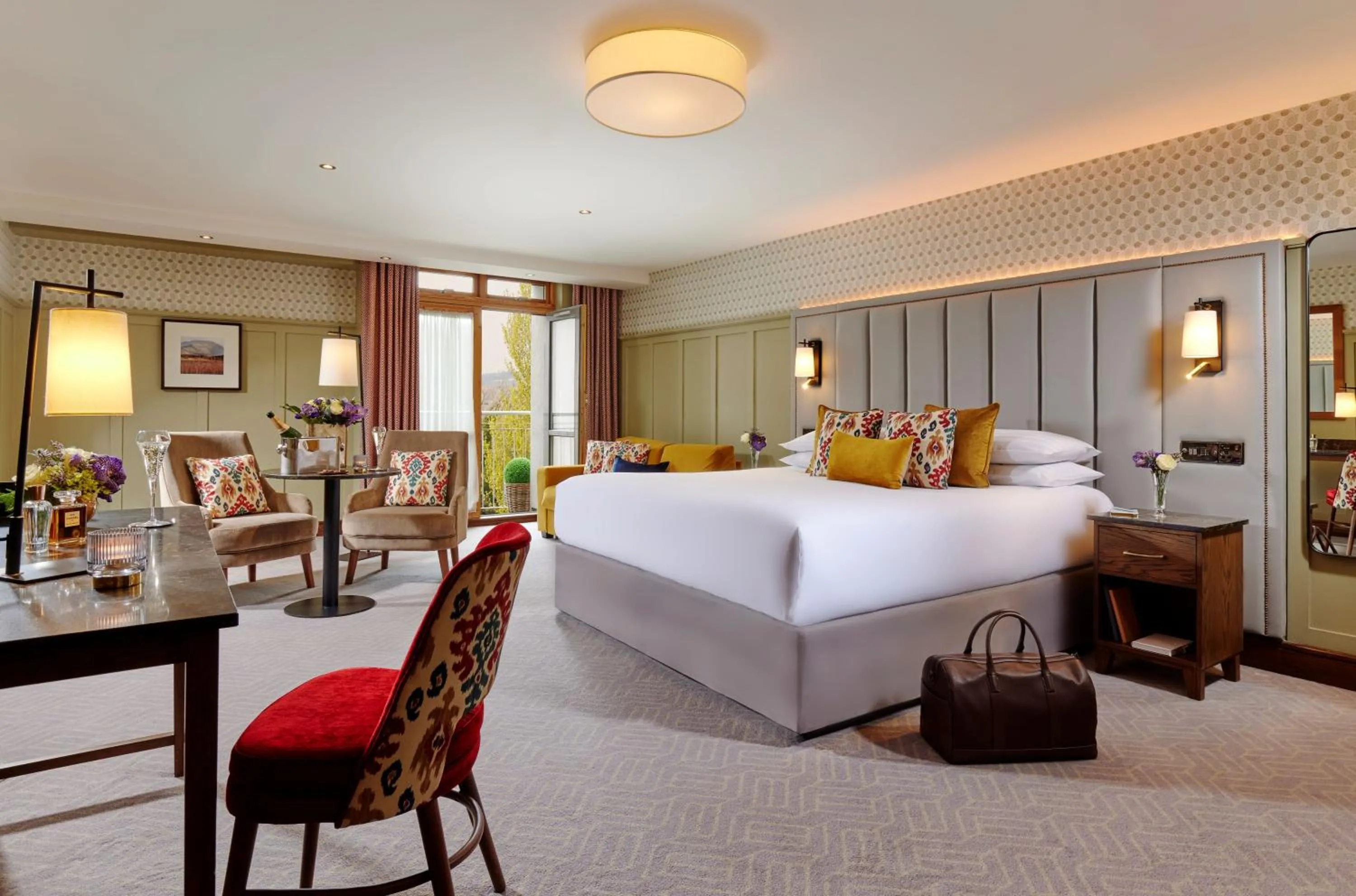 Bed in Westport Plaza Hotel, Spa & Leisure