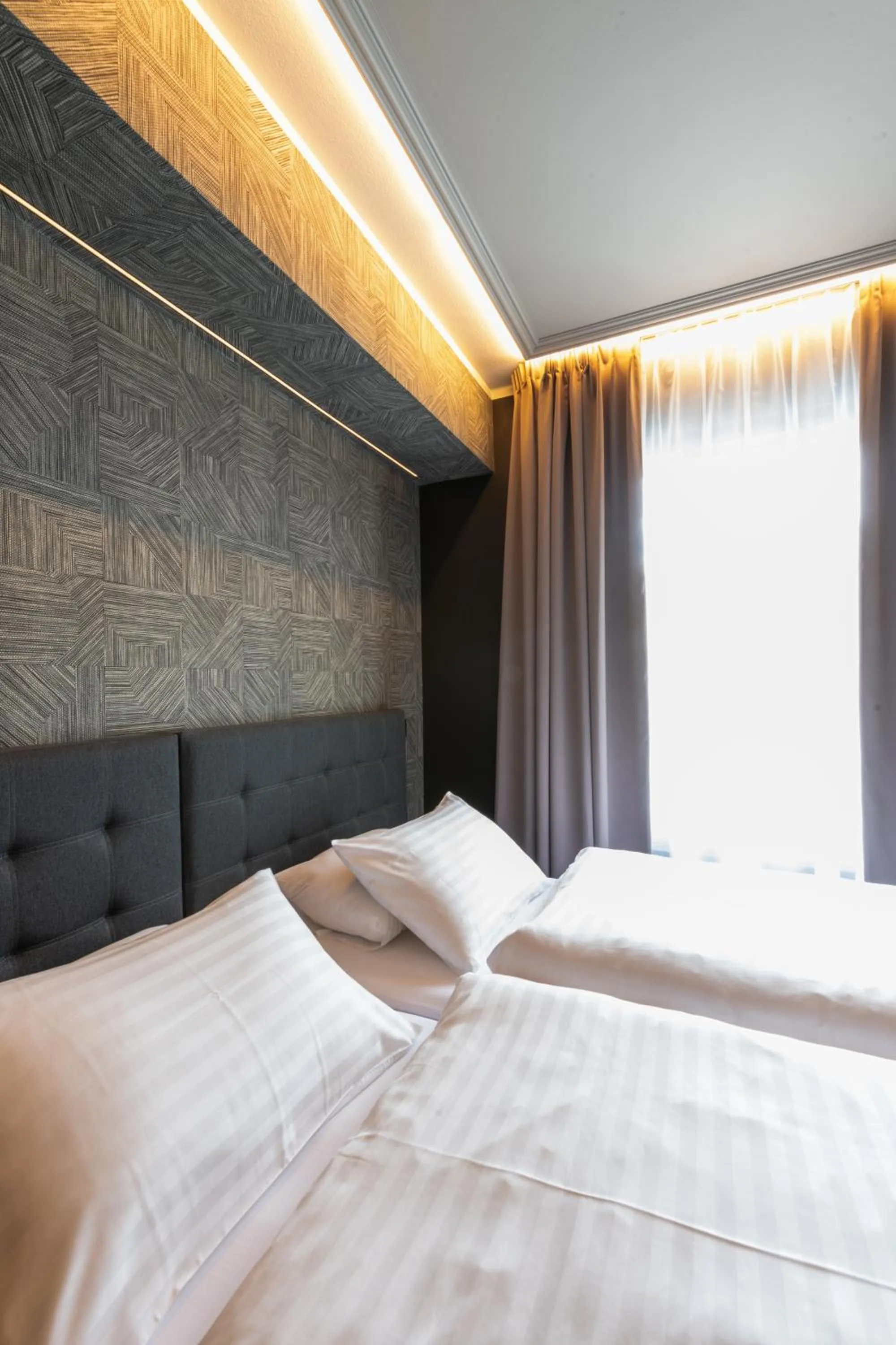 Bedroom, Bed in Centrum Hotel