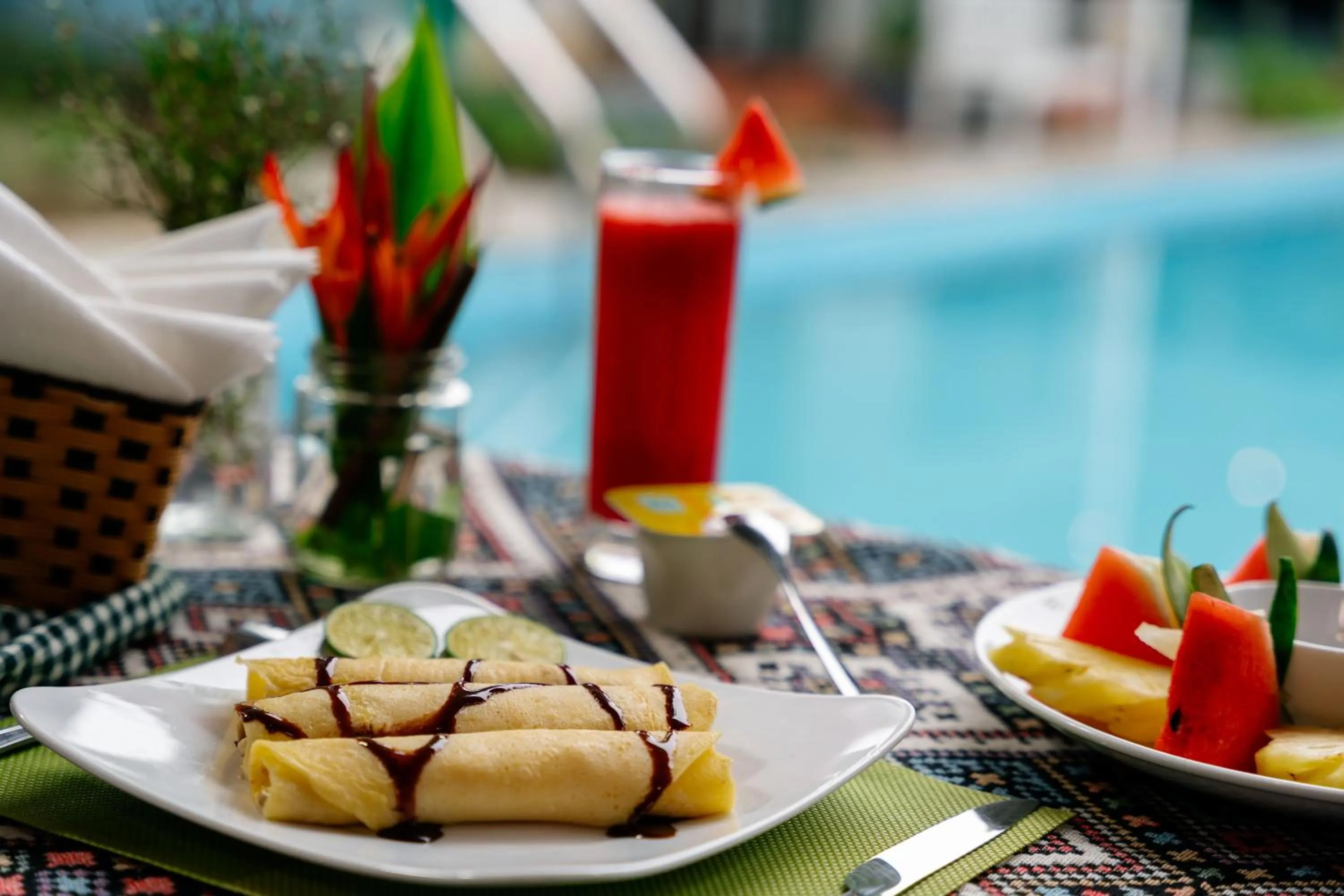 Restaurant/places to eat in Commander Lodge