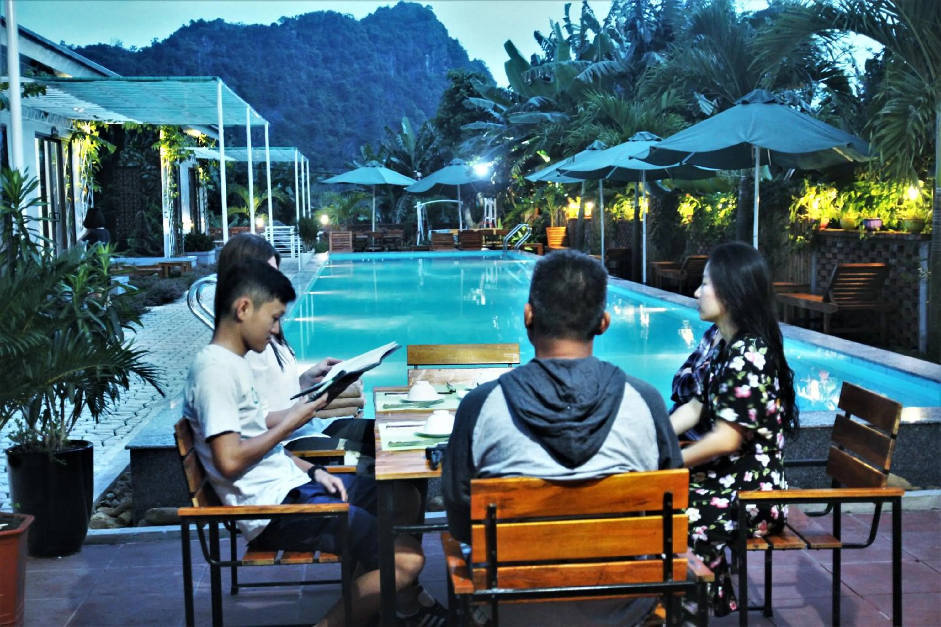 Patio in Commander Lodge