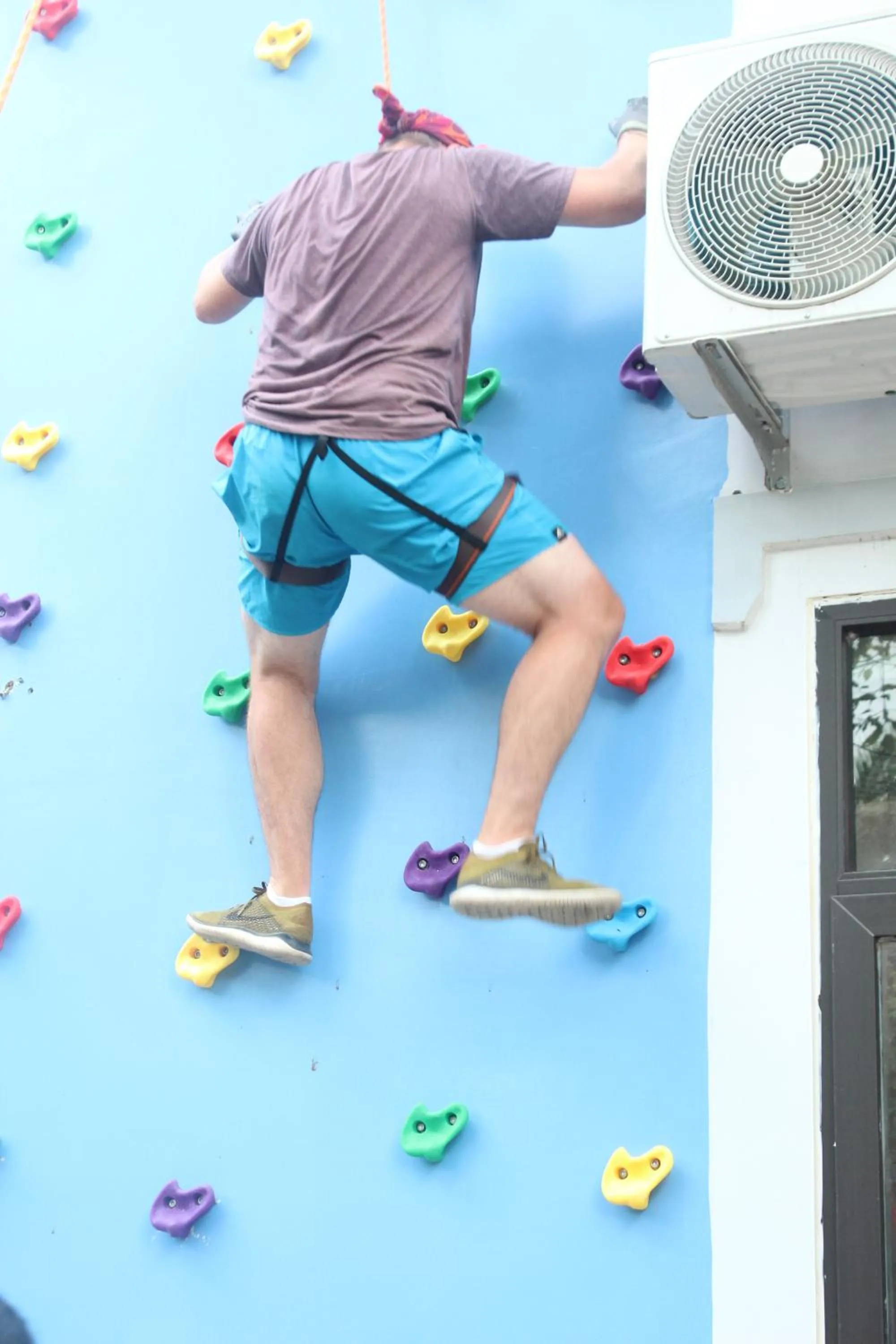 Entertainment in Commander Lodge