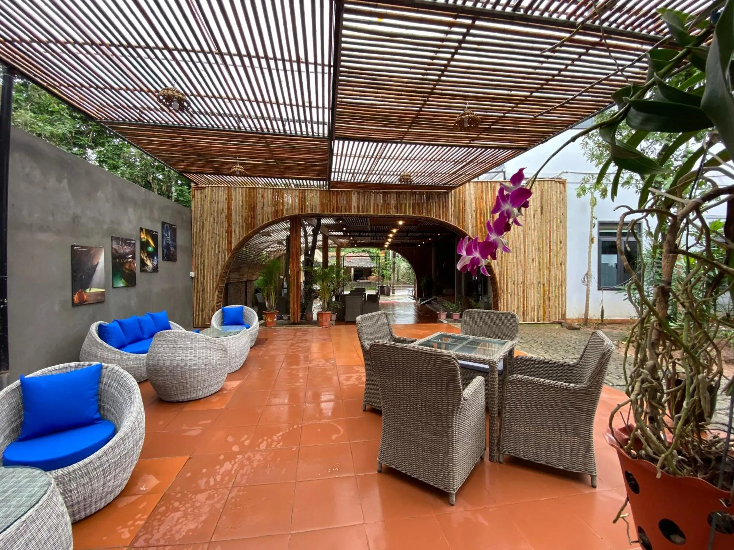 Patio in Commander Lodge