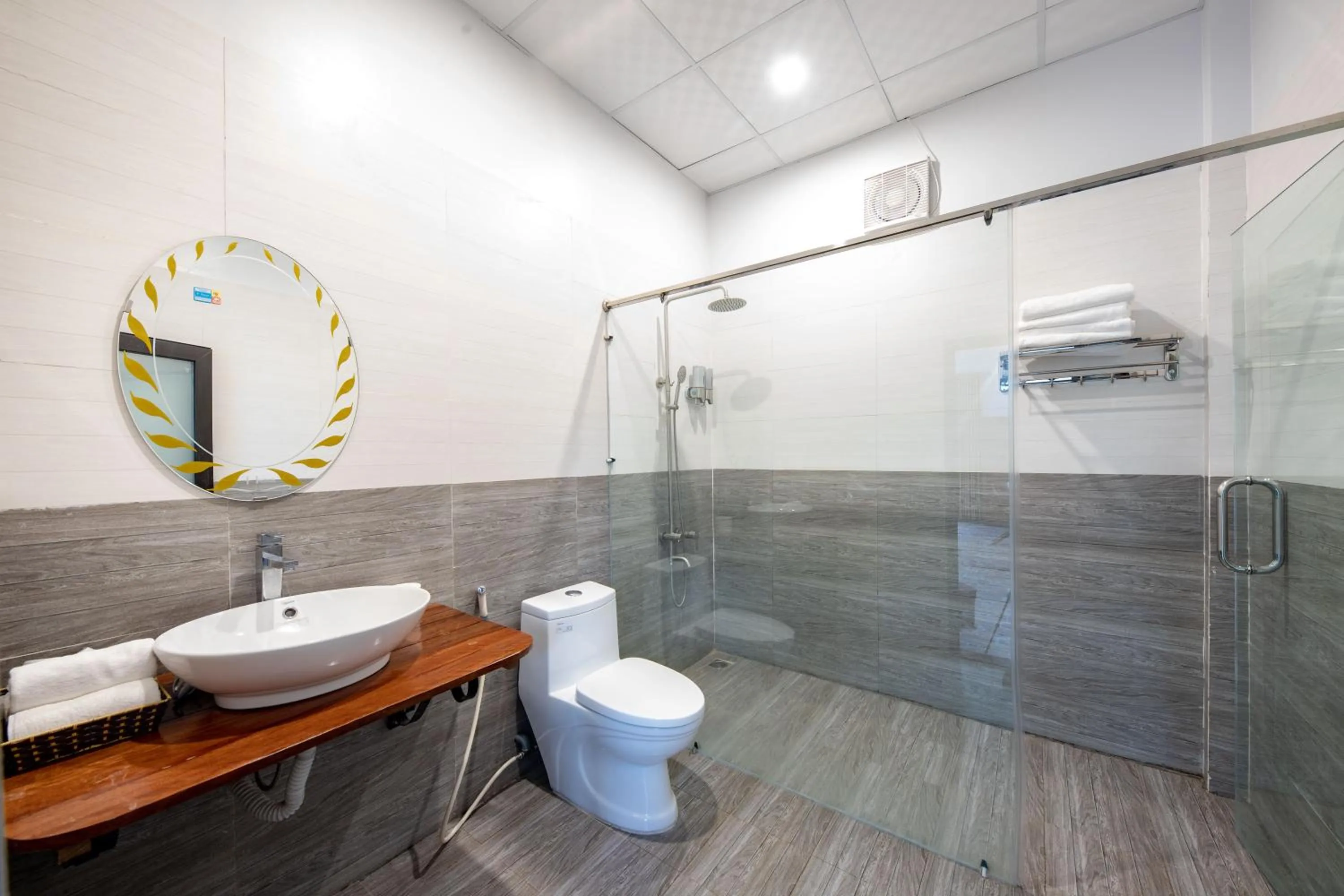 Bathroom in Commander Lodge