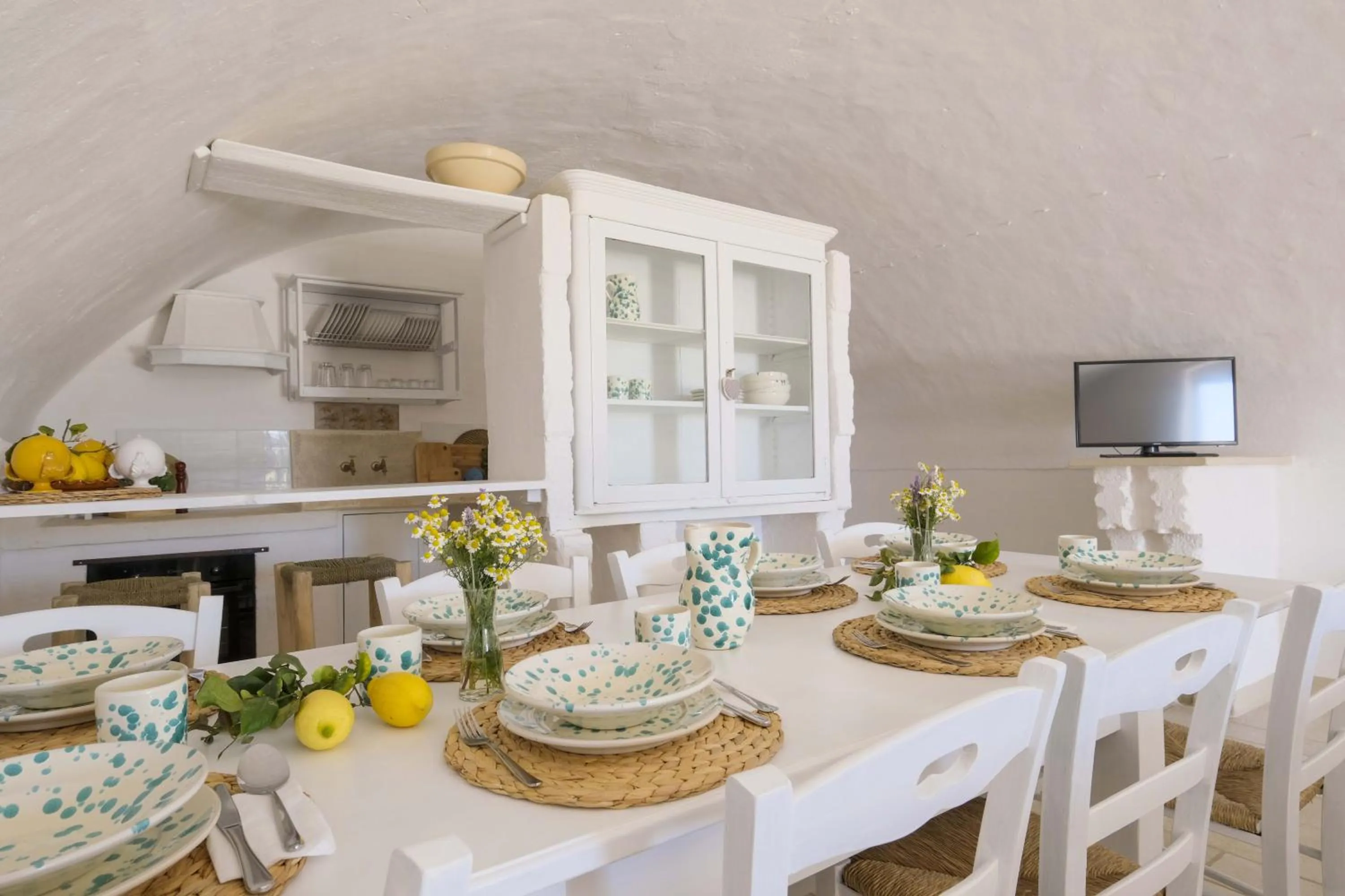 Dining area in Masseria Mammella