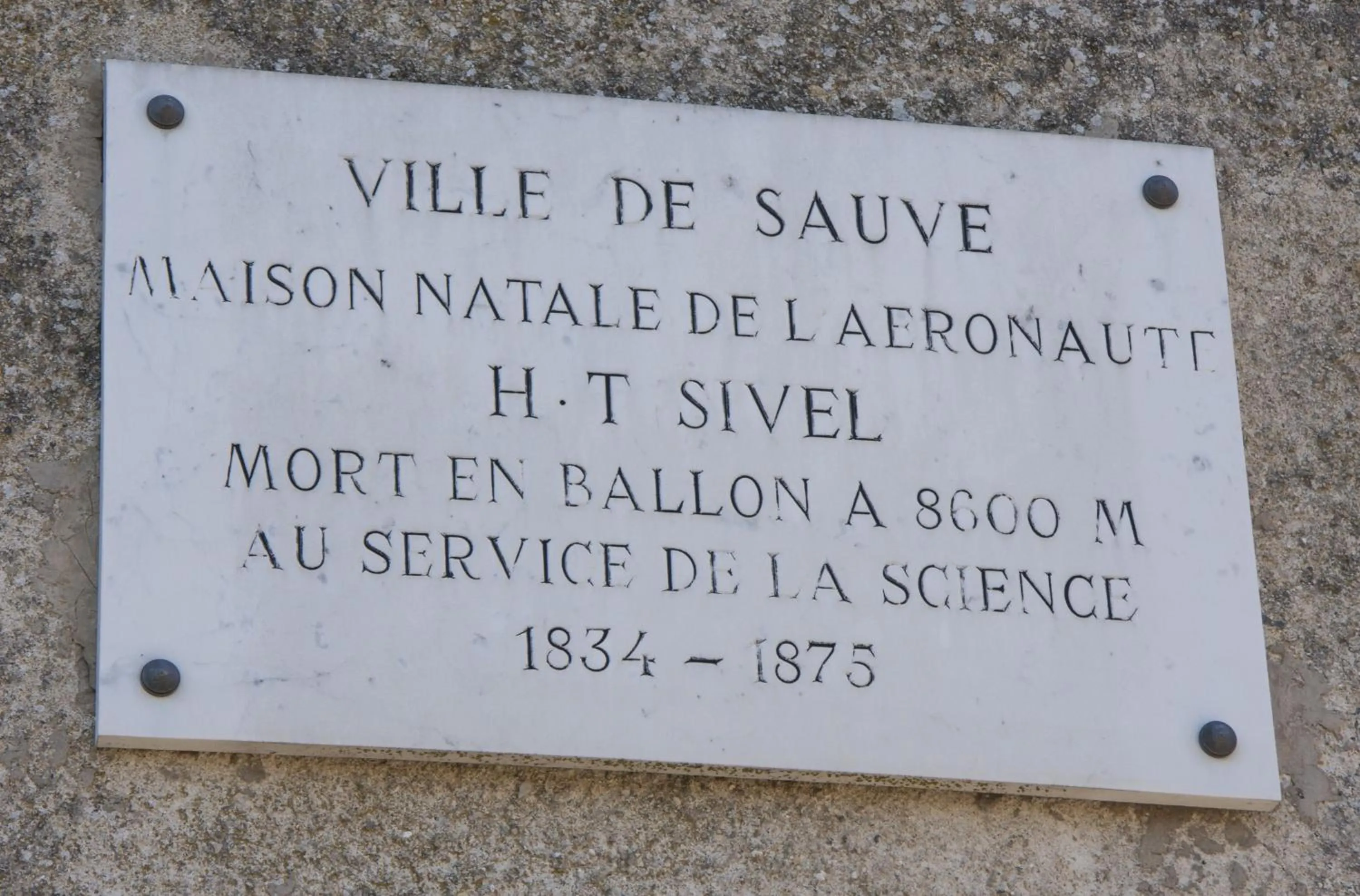 Decorative detail in Domaine Mas Pigné