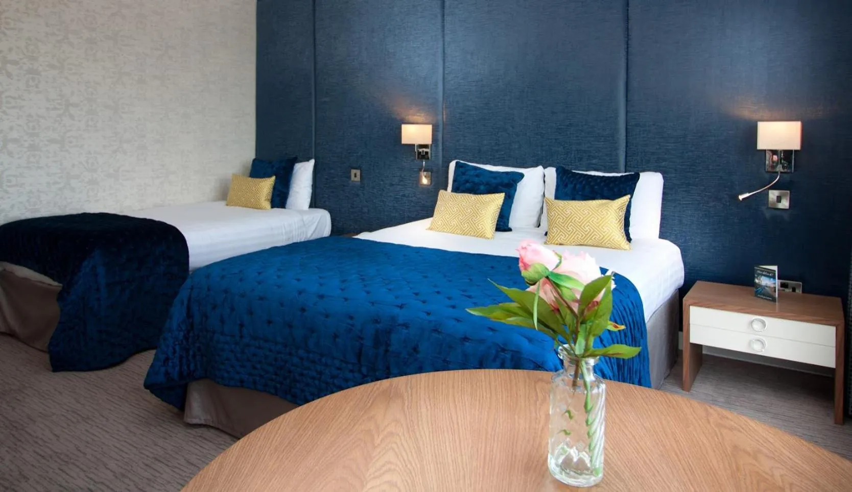 Bed in Shandon Hotel & Spa