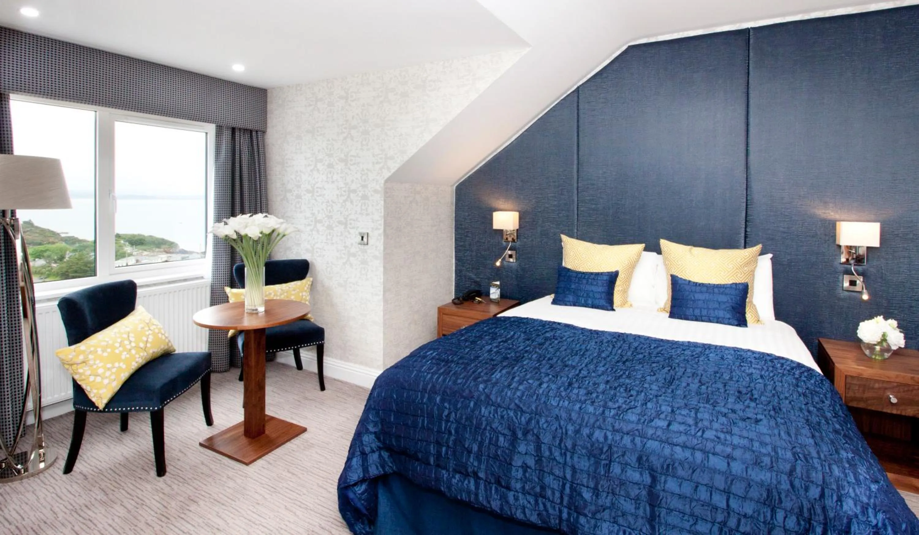 Bed in Shandon Hotel & Spa