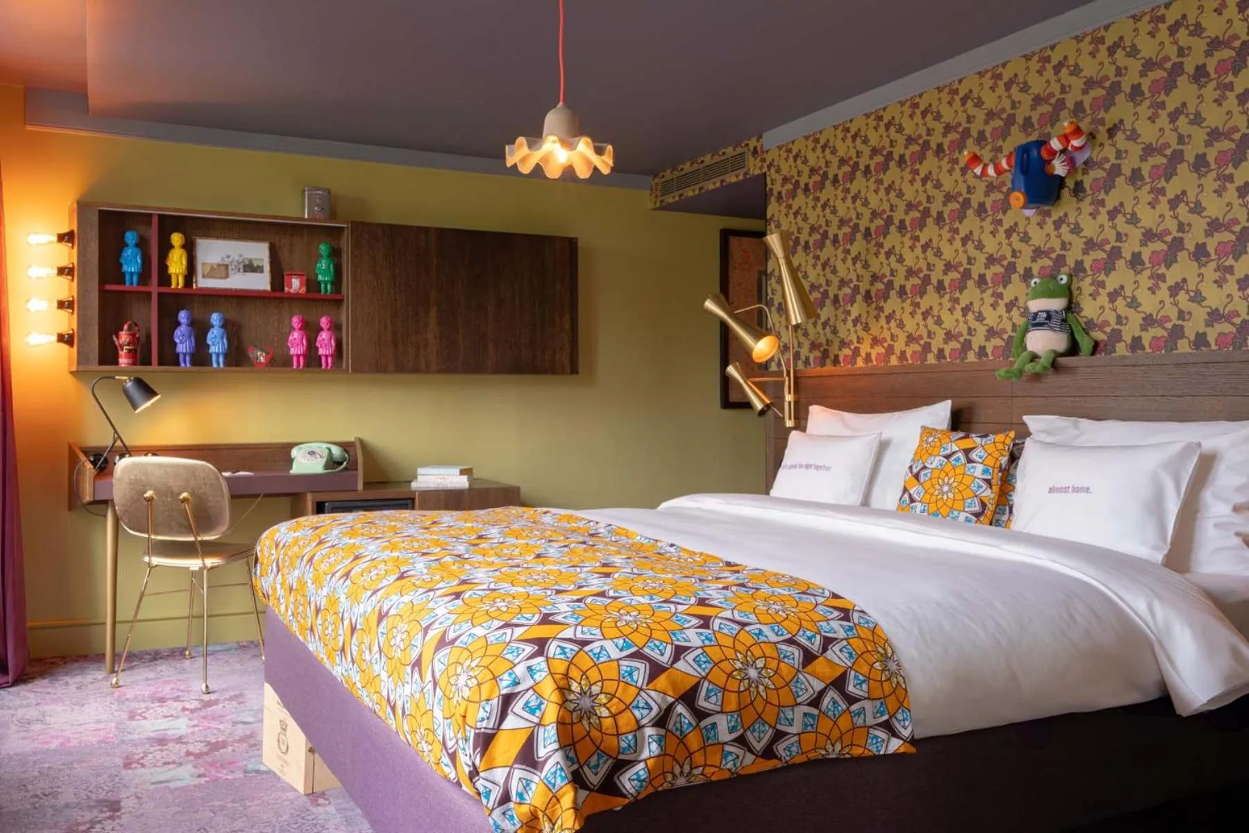 Bedroom, Bed in 25hours Hotel Terminus Nord