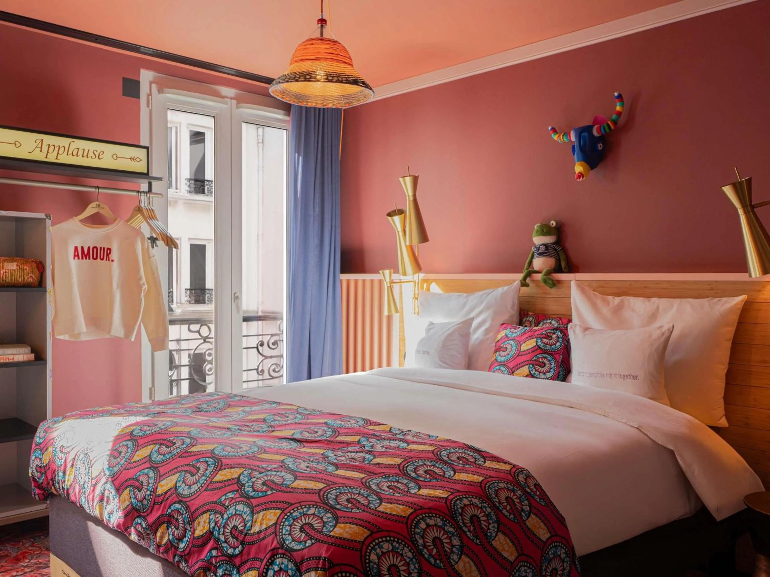 Bedroom, Bed in 25hours Hotel Terminus Nord