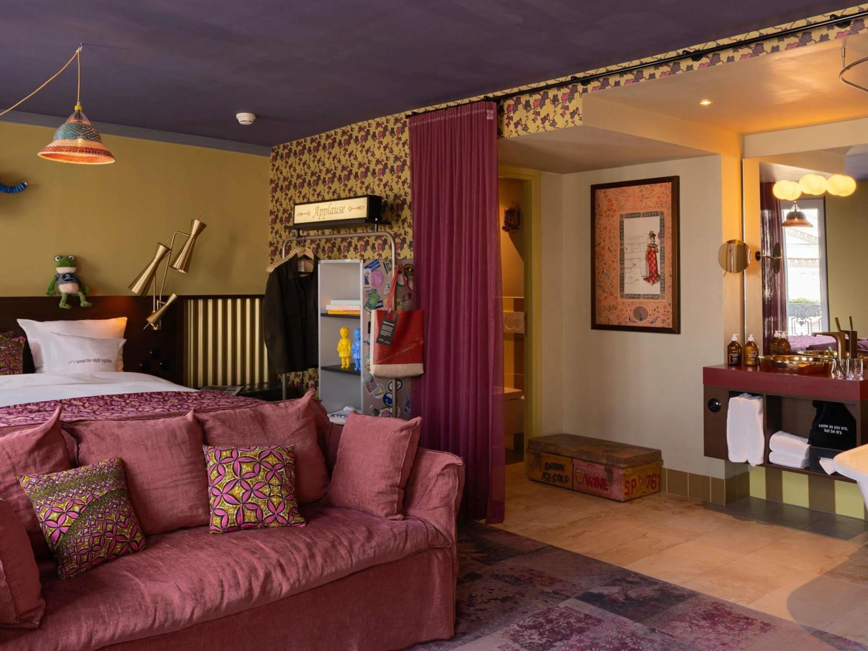 Bedroom in 25hours Hotel Terminus Nord