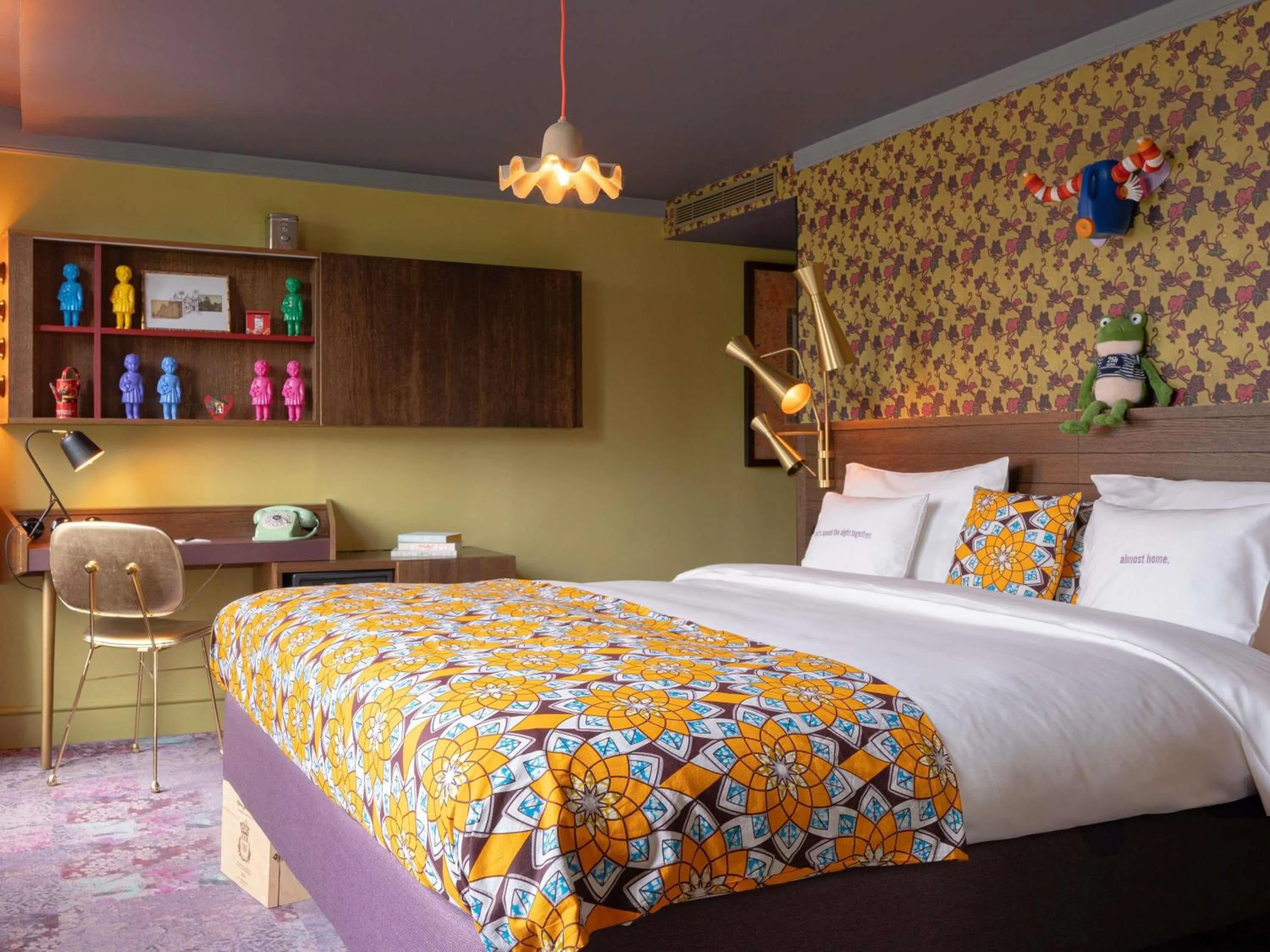 Bedroom, Bed in 25hours Hotel Terminus Nord