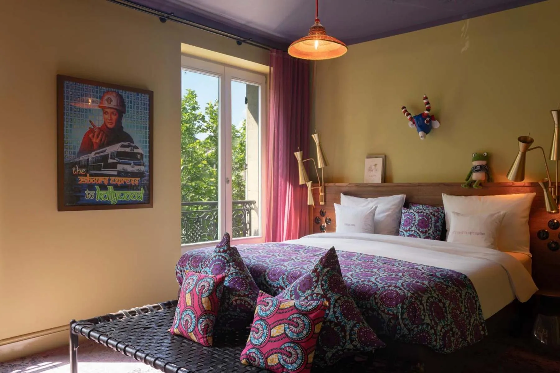 Bedroom, Bed in 25hours Hotel Terminus Nord