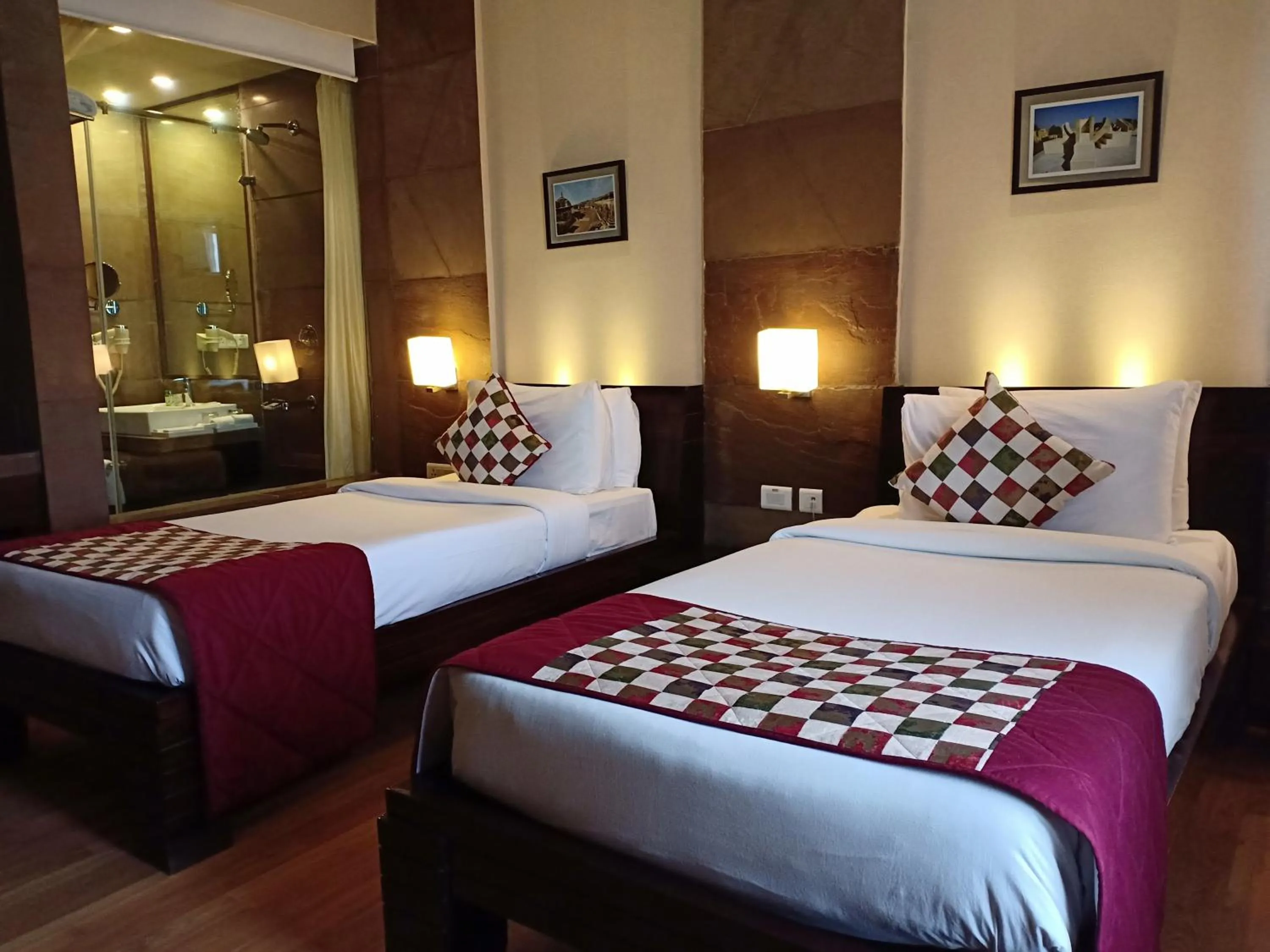 Photo of the whole room, Bed in Ramada Ajmer