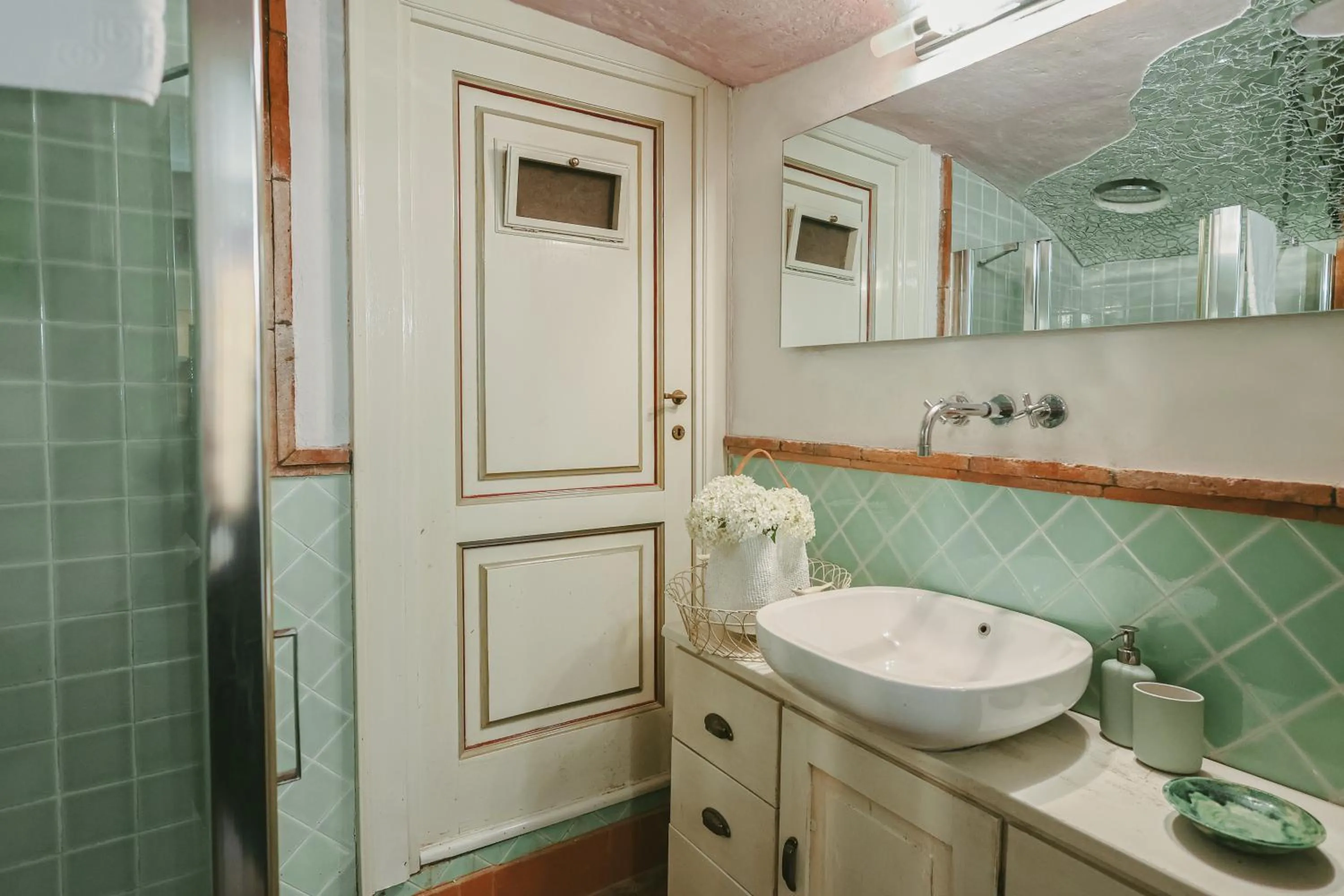 Shower in Dimora Belvedere