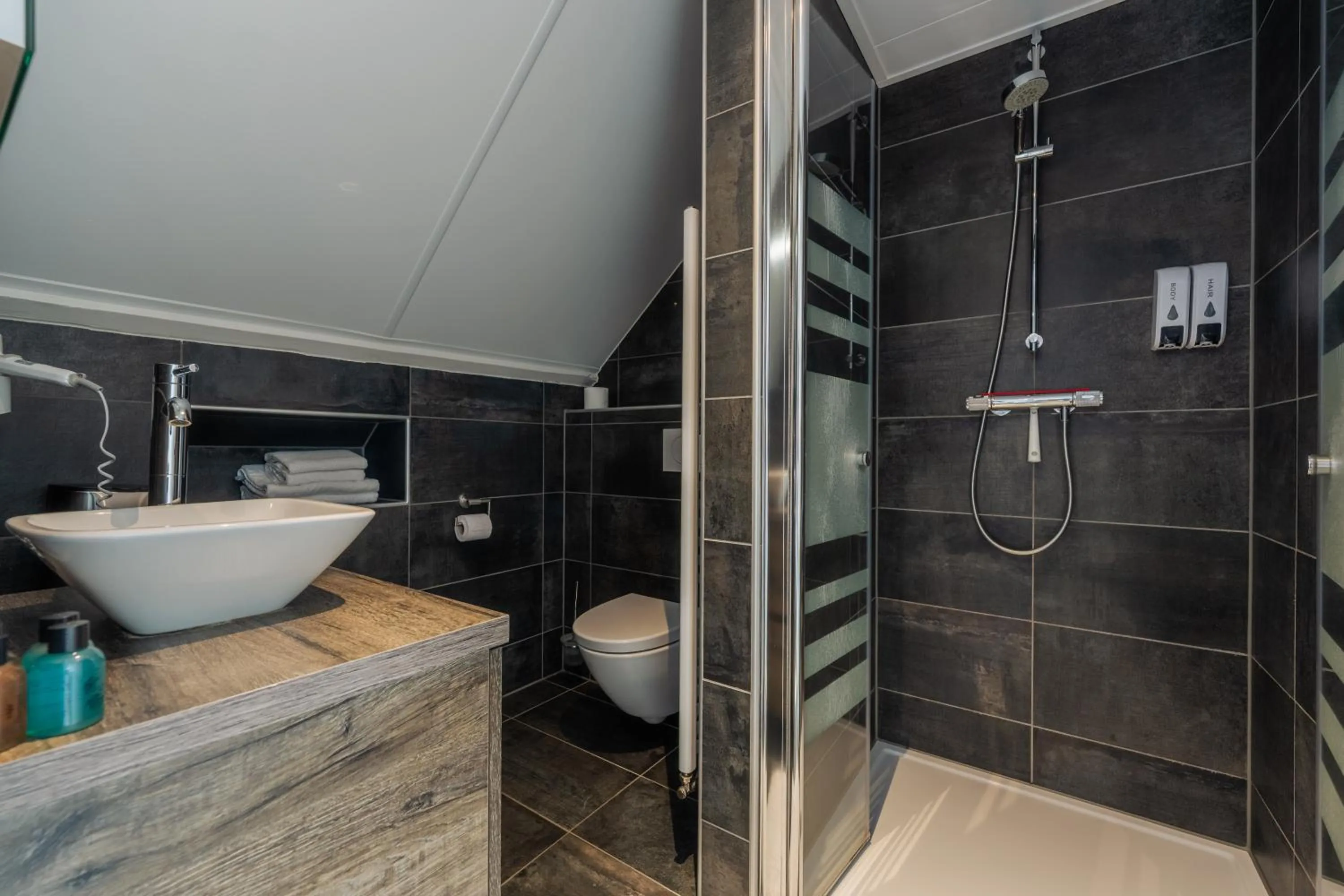 Bathroom in B&B Dennenbos