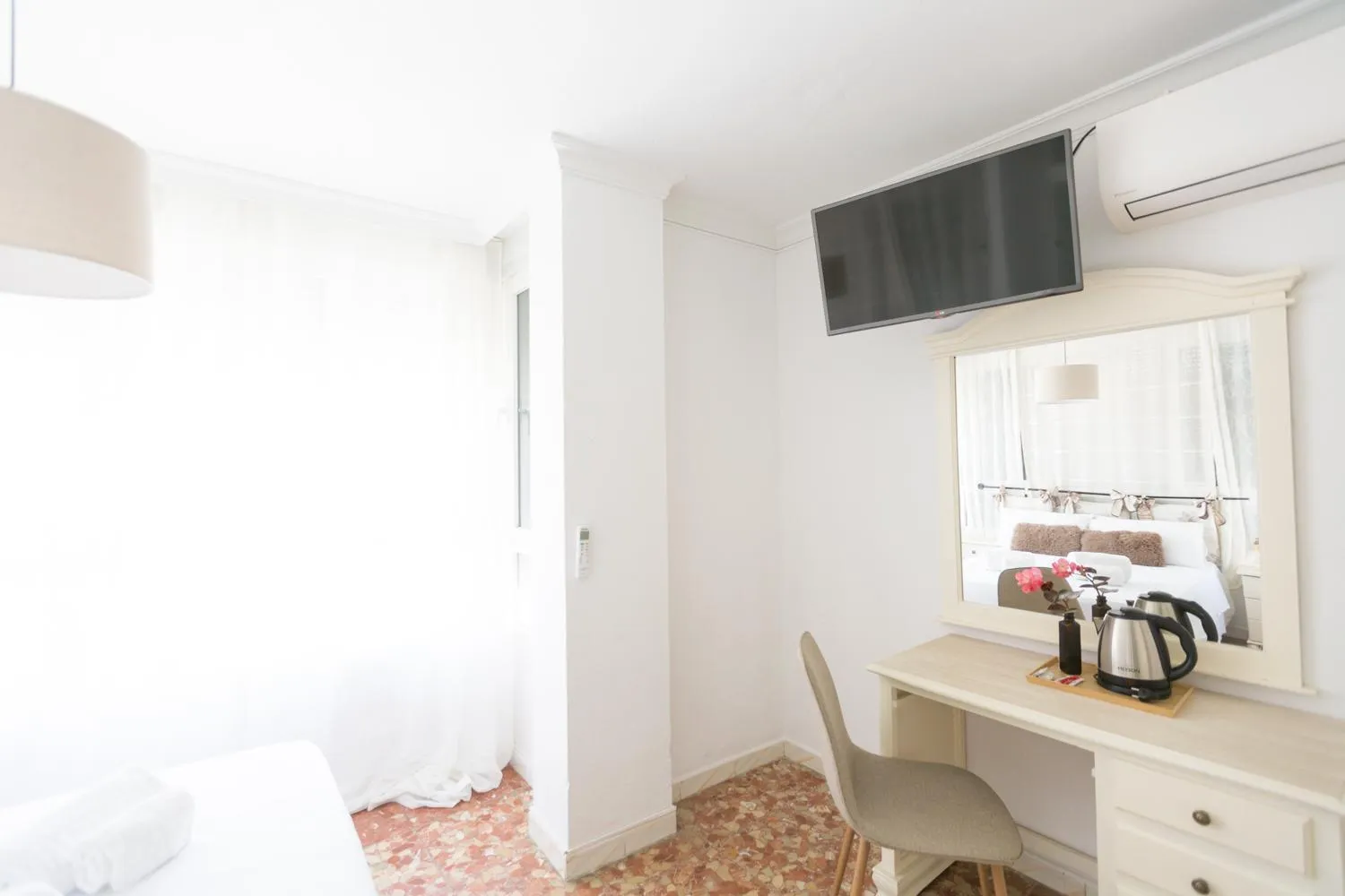 Coffee/tea facilities, Bed in Hostal San Miguel by Croma