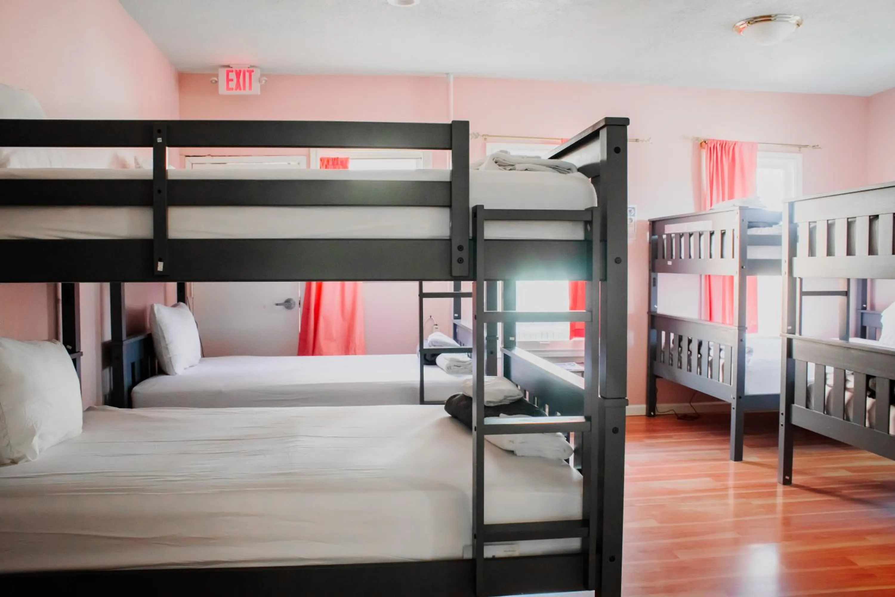 Wanderstay Houston Hostel