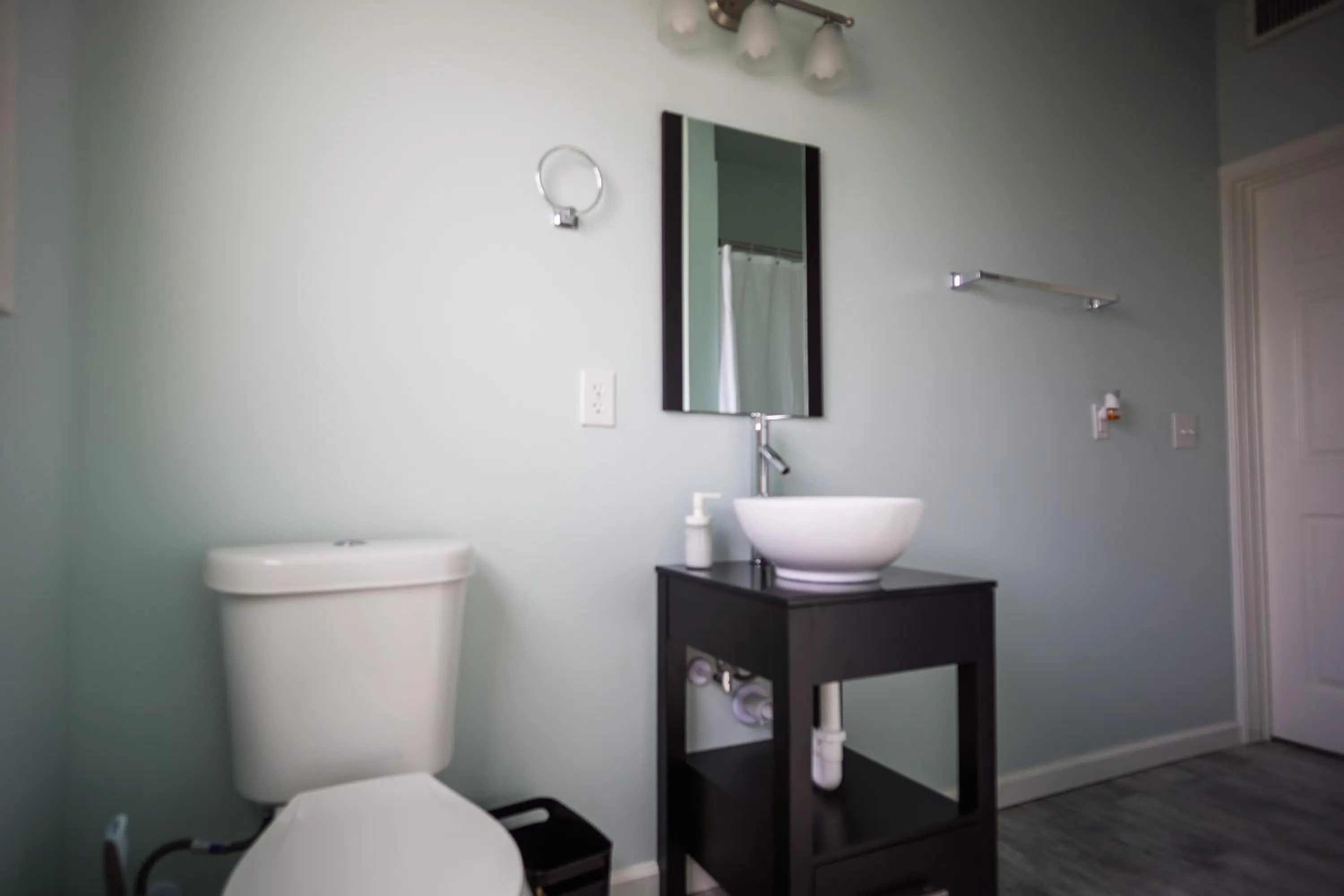 Bathroom in Wanderstay Houston Hostel