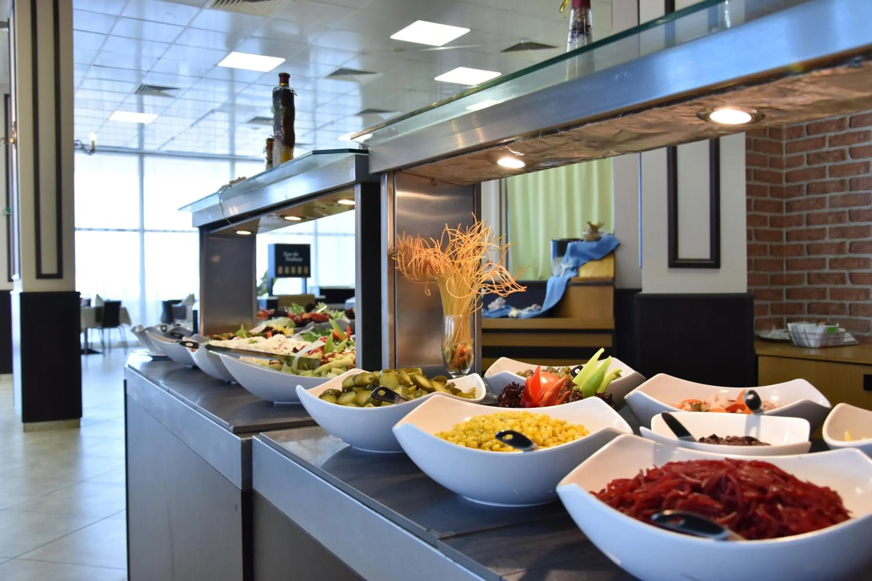 Food in Blue Pearl Hotel - All Inclusive Plus