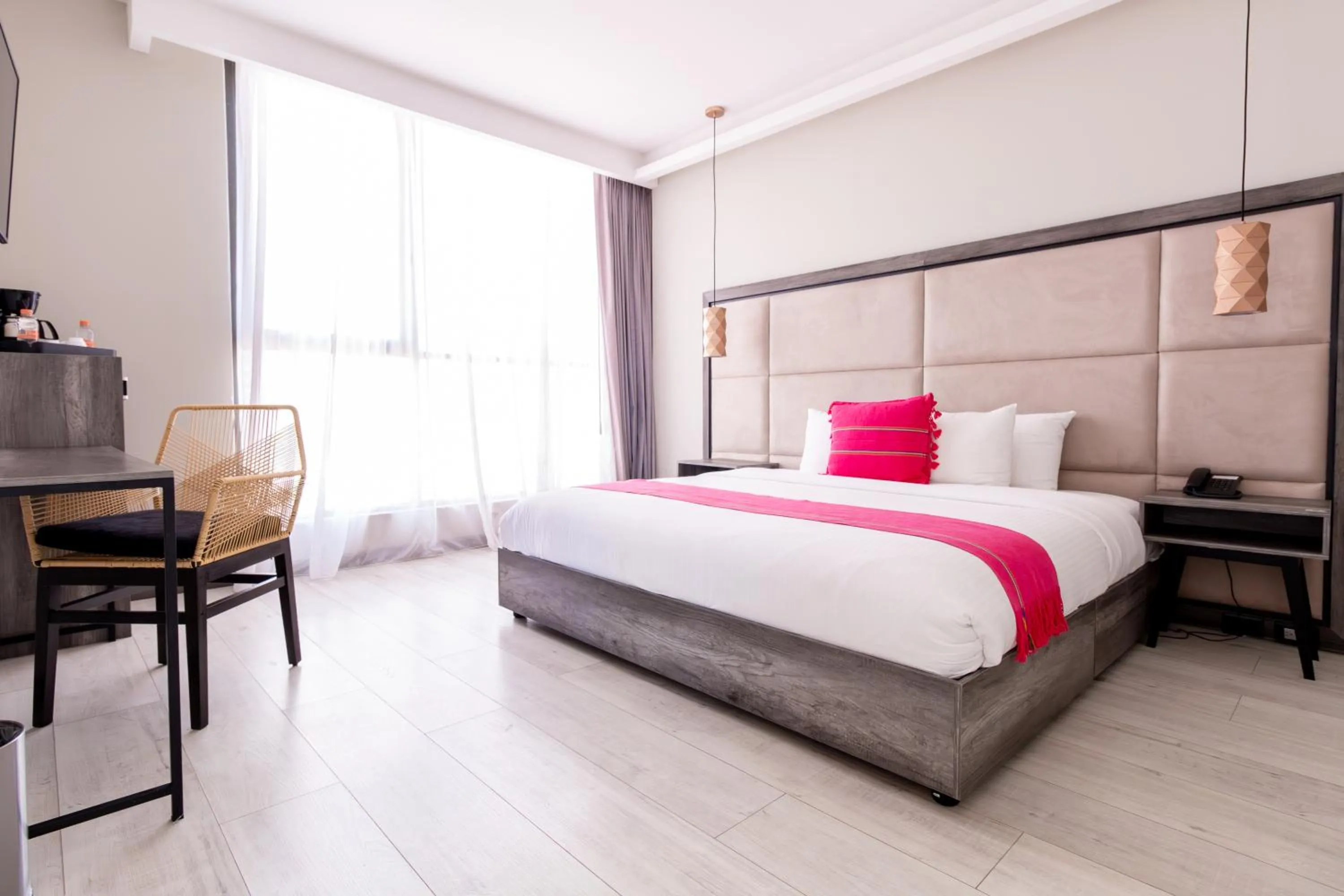 Photo of the whole room, Bed in Arkana Puebla by Grupo Amber