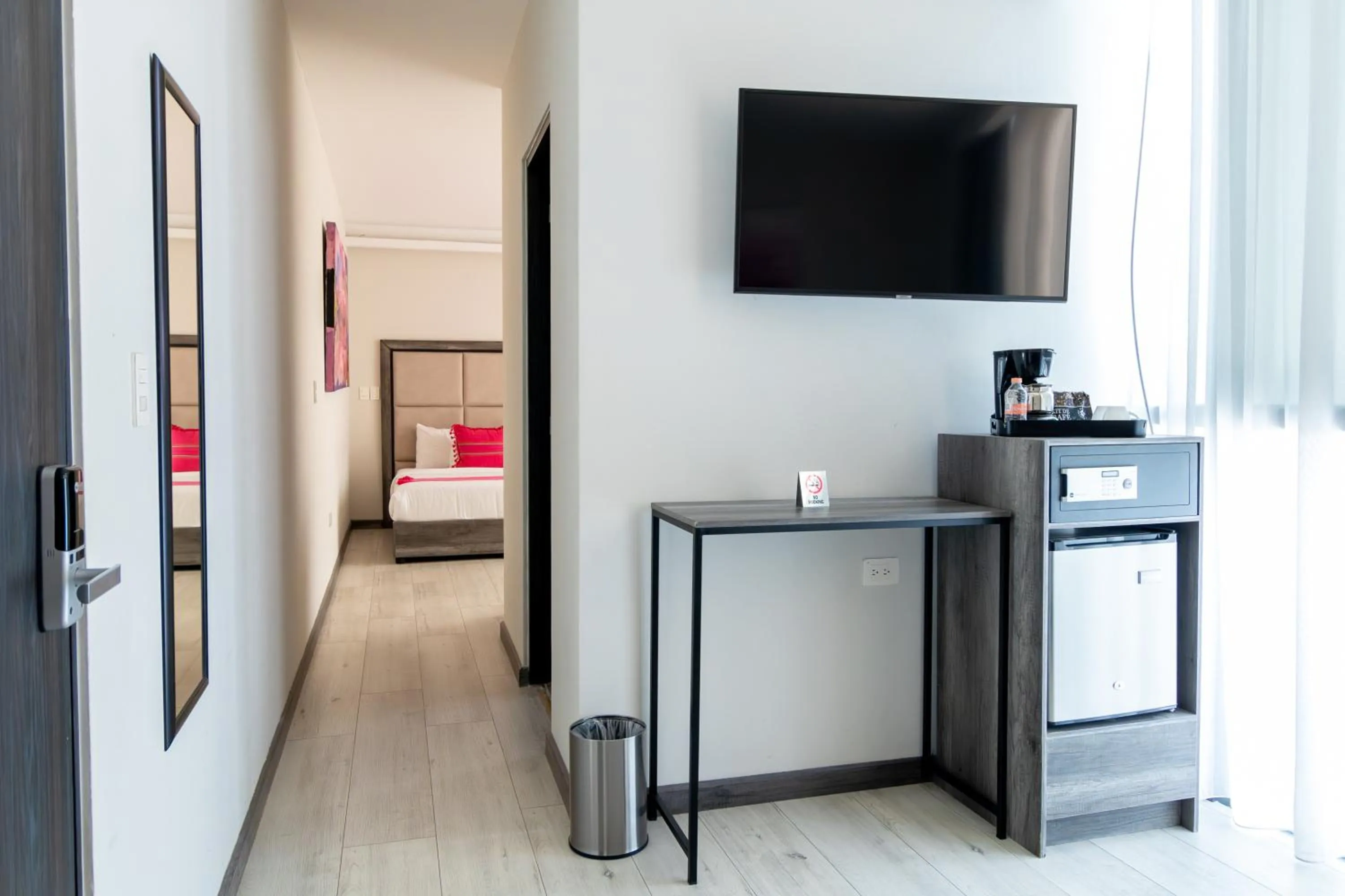 Bedroom, Bed in Arkana Puebla by Grupo Amber