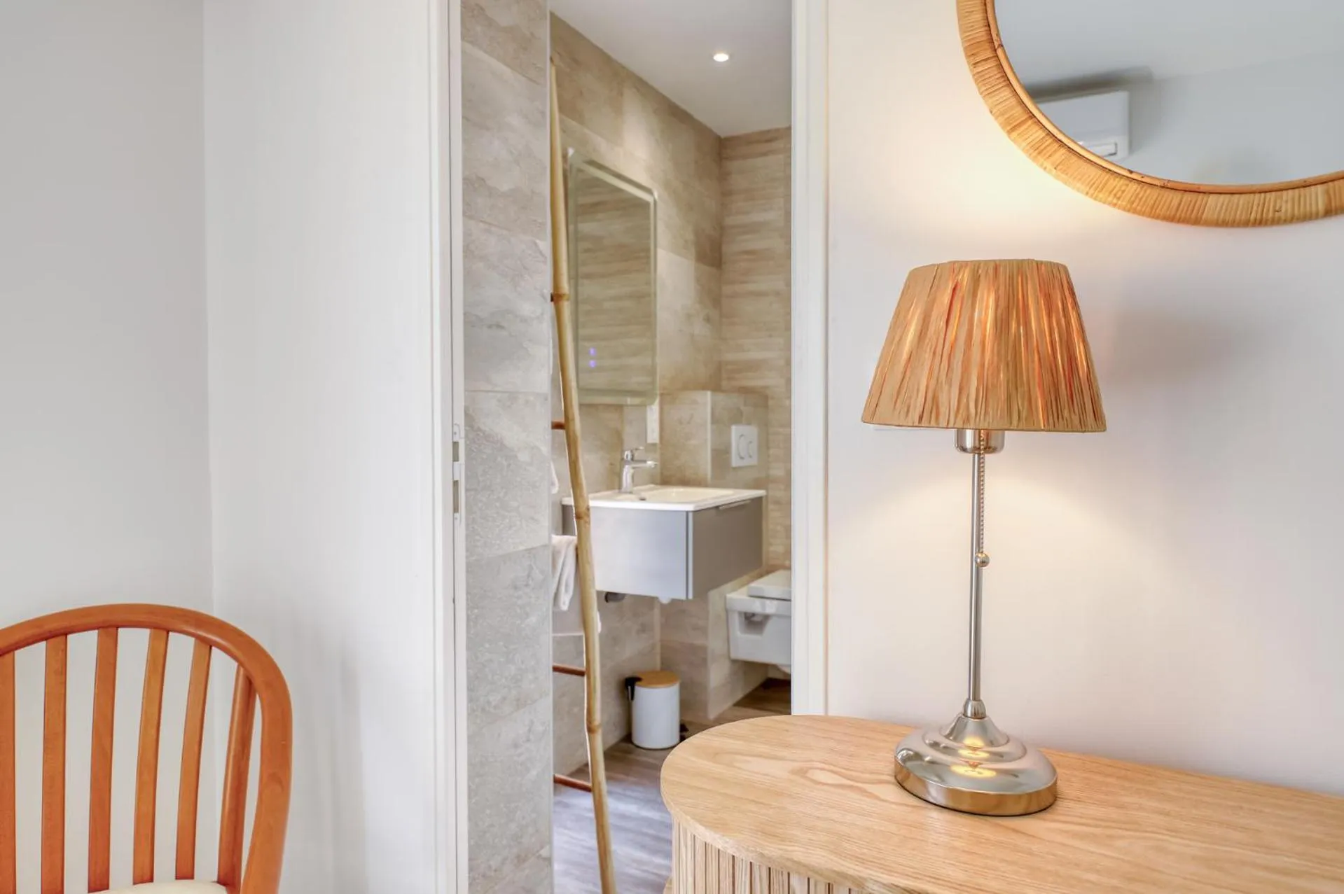 Bathroom in Anglade Hotel