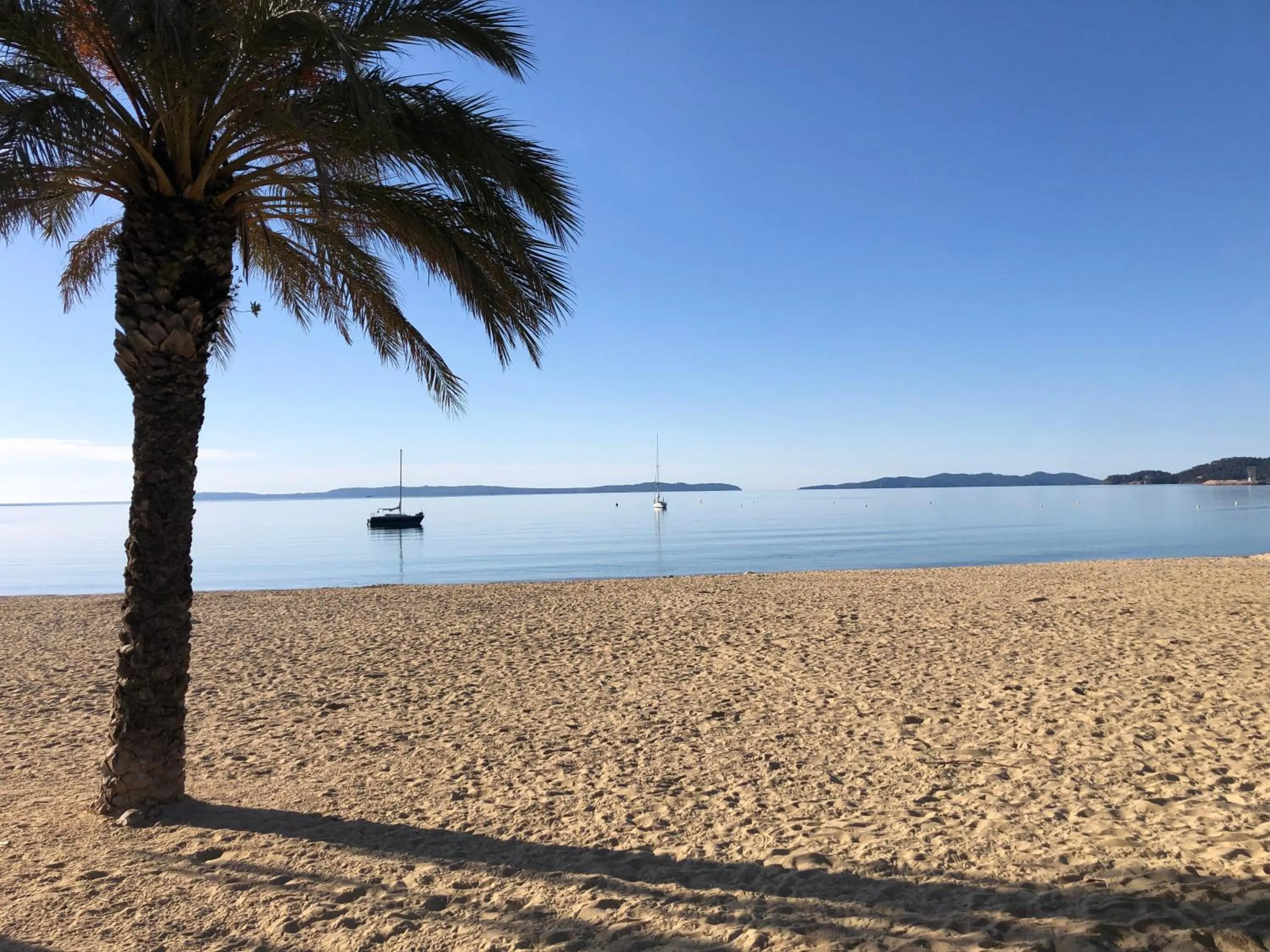 Beach in Anglade Hotel