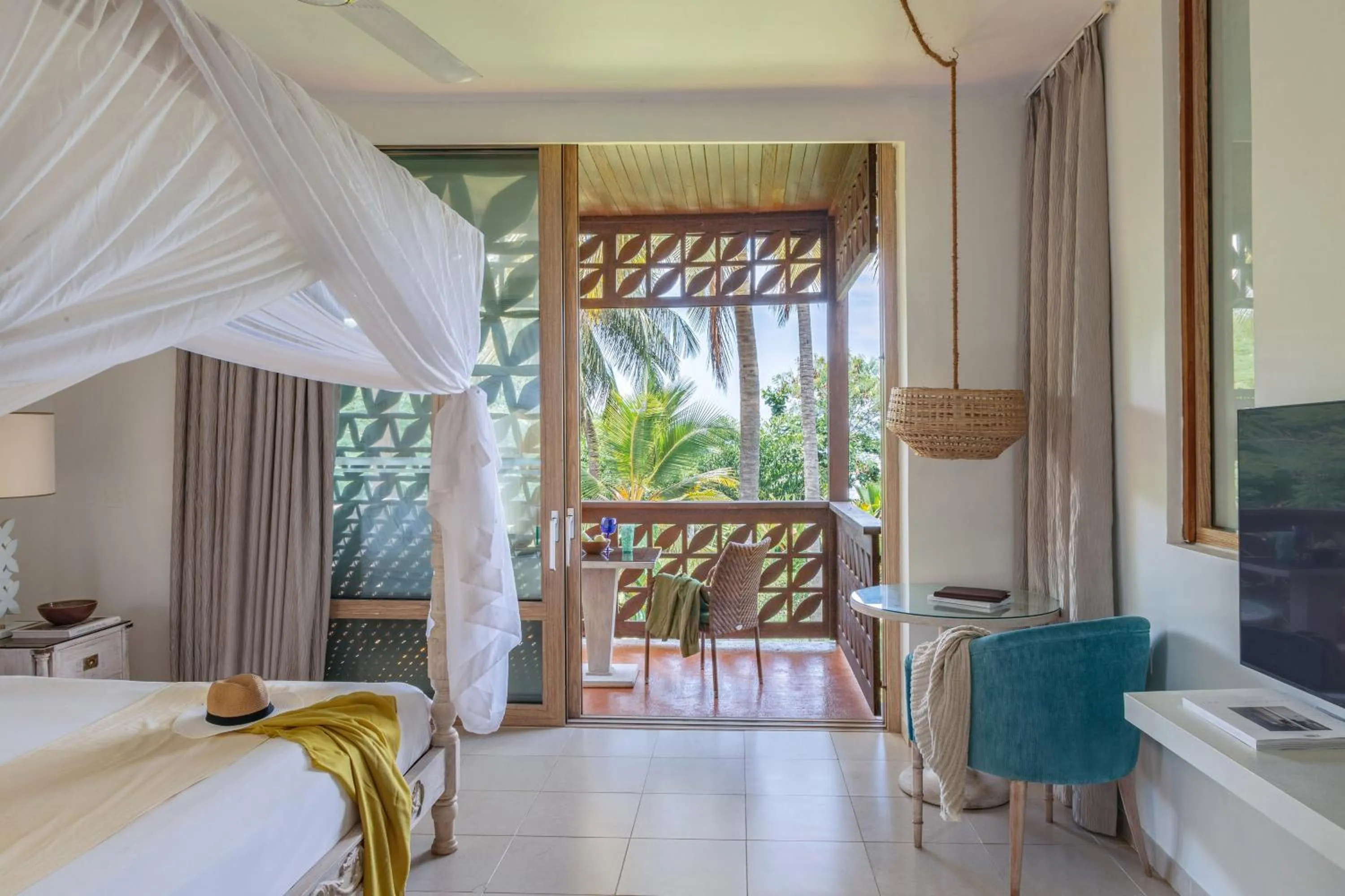 Bed in Melia Zanzibar