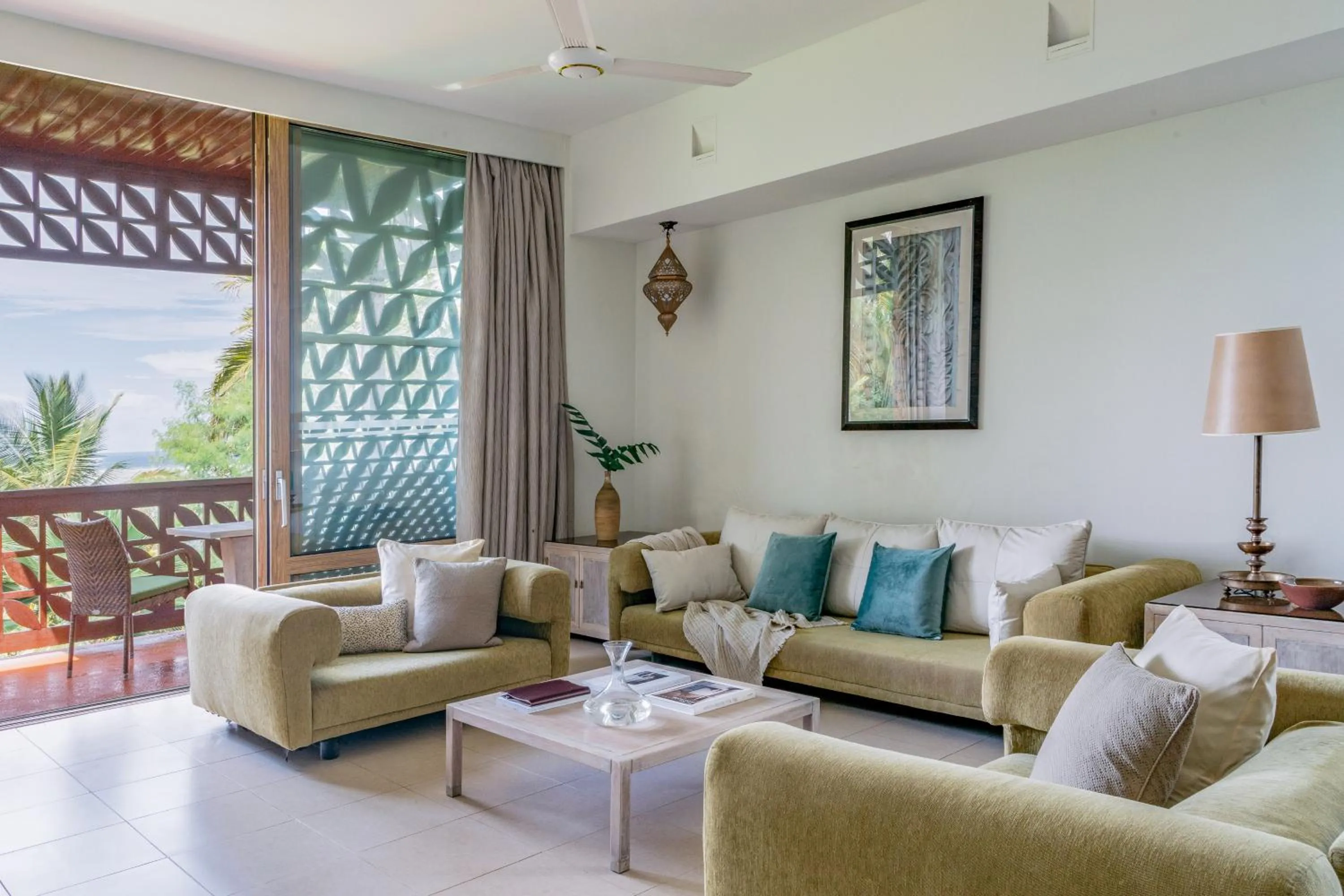 Communal lounge/ TV room in Melia Zanzibar