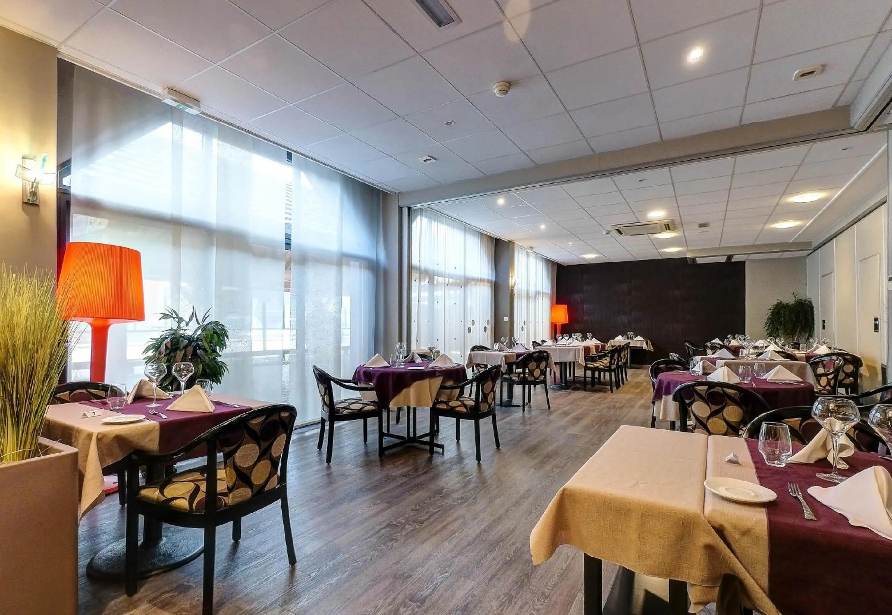 Restaurant/places to eat in B&B HOTEL Montbéliard-Sochaux