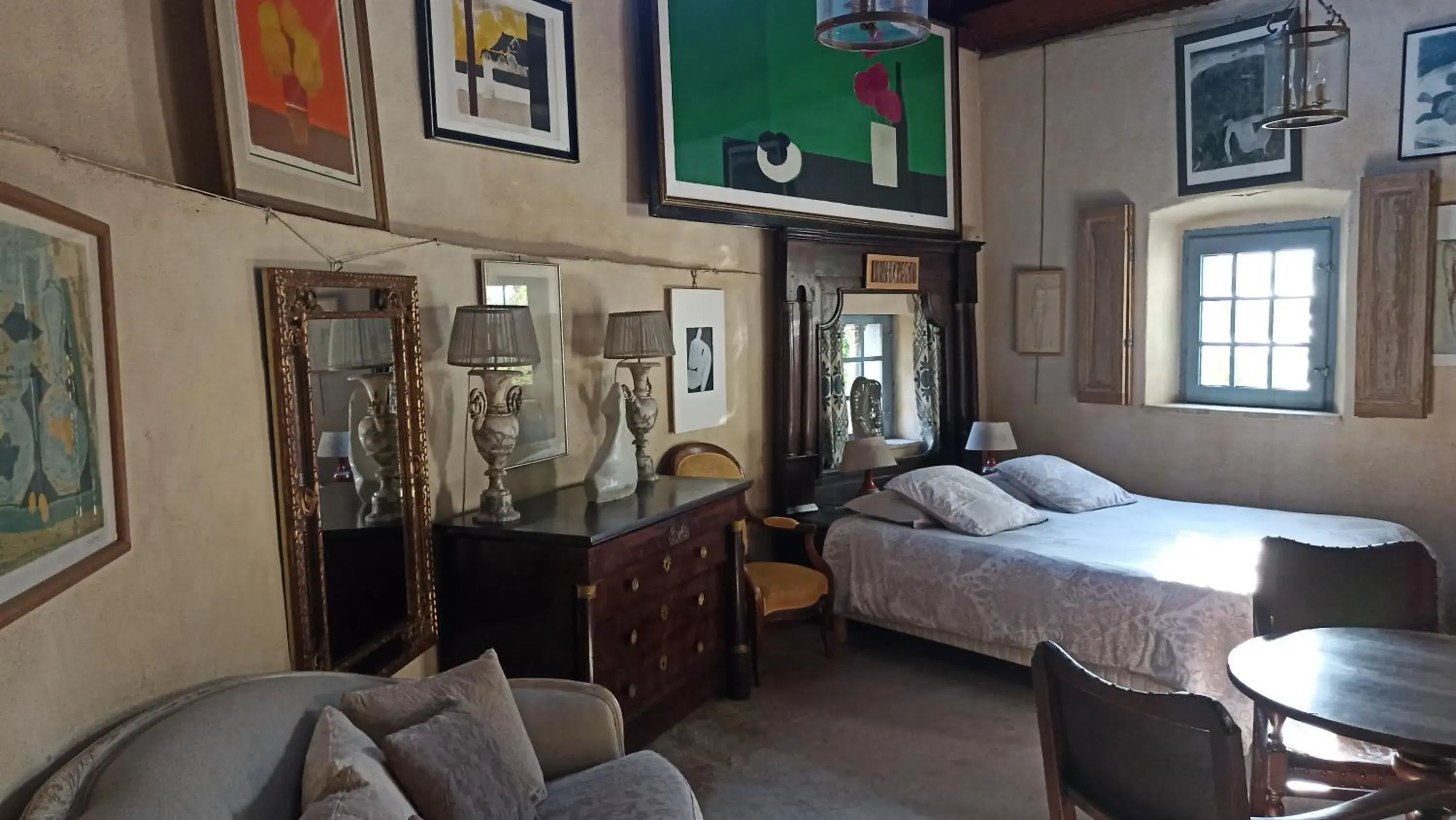 Superior King Room in Les Douves Superior King Room in Les Douves