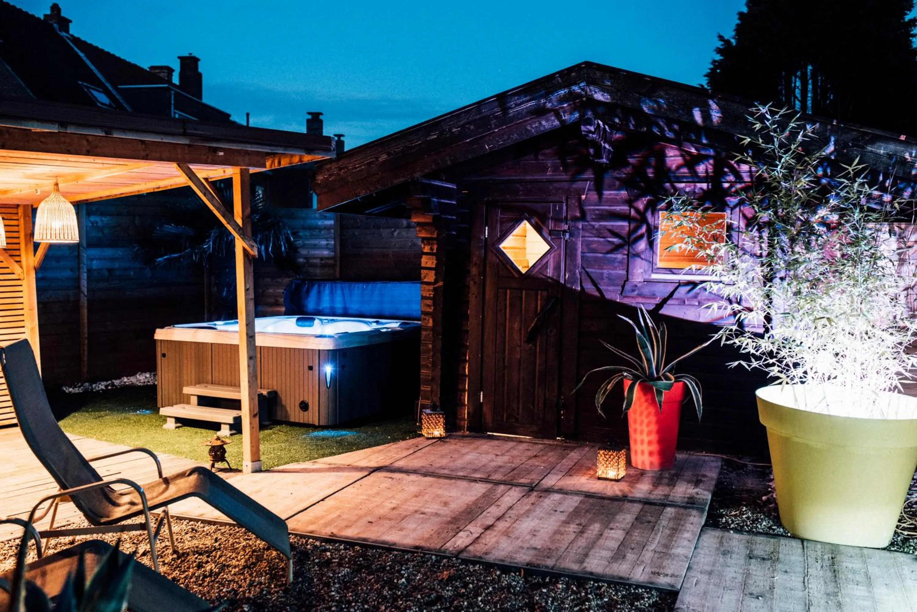 Hot Spring Bath in B&B A Dream City spa & Massages