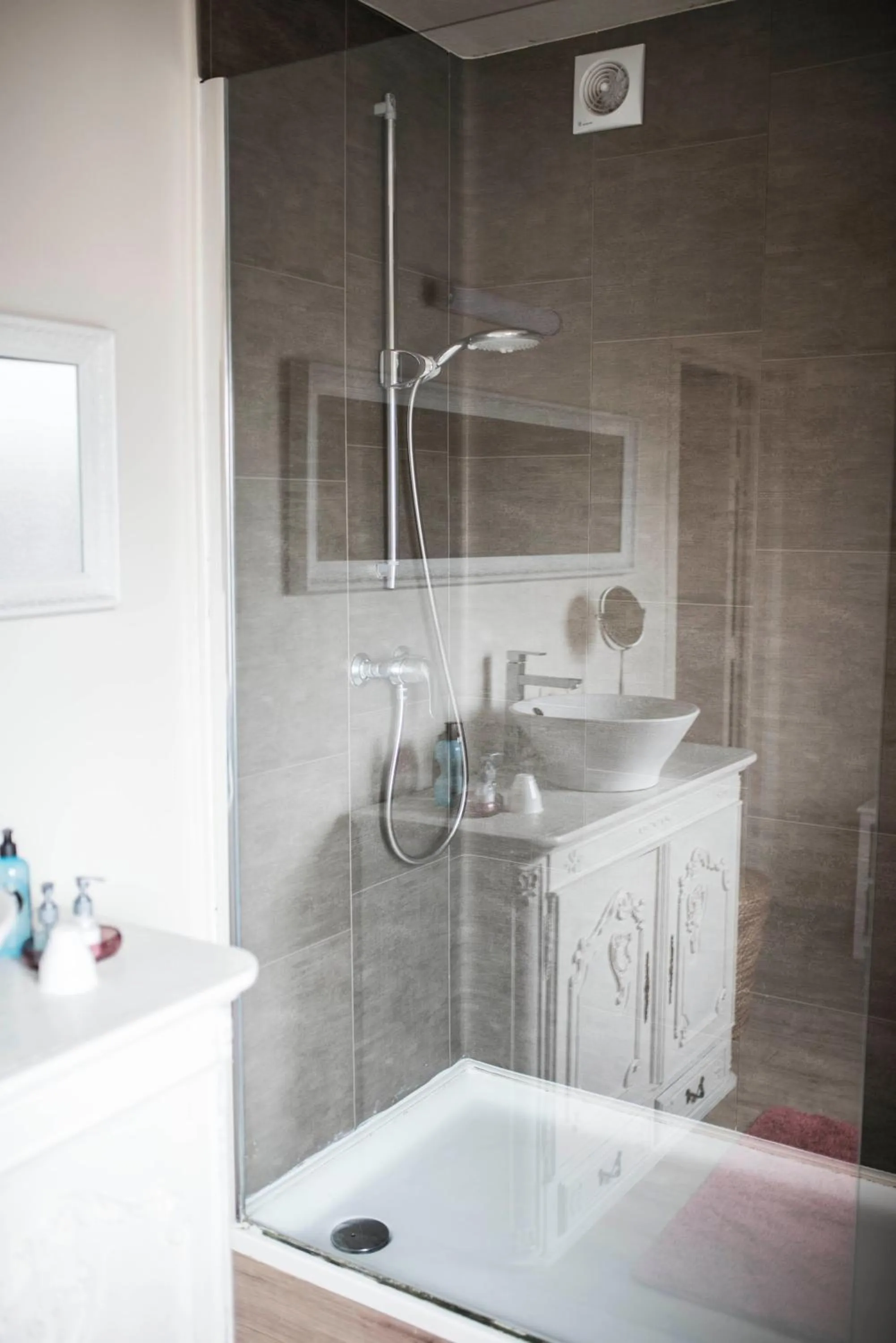 Bathroom in B&B A Dream City spa & Massages