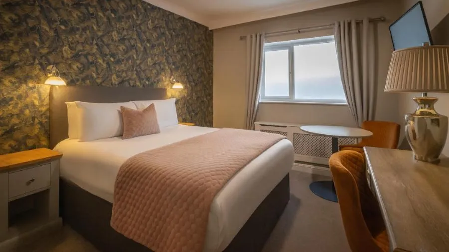 Bed in Castle Arch Hotel