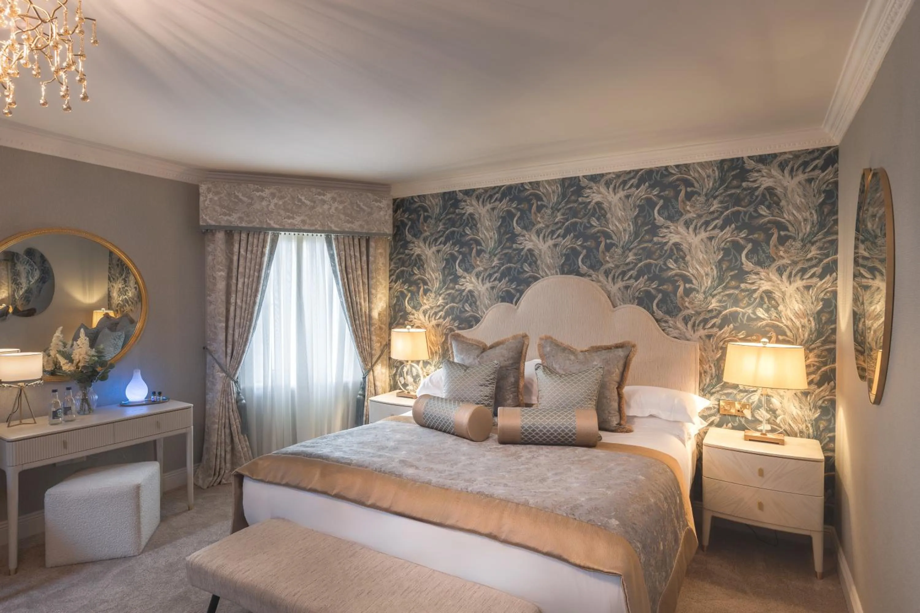 Bed in Castle Arch Hotel