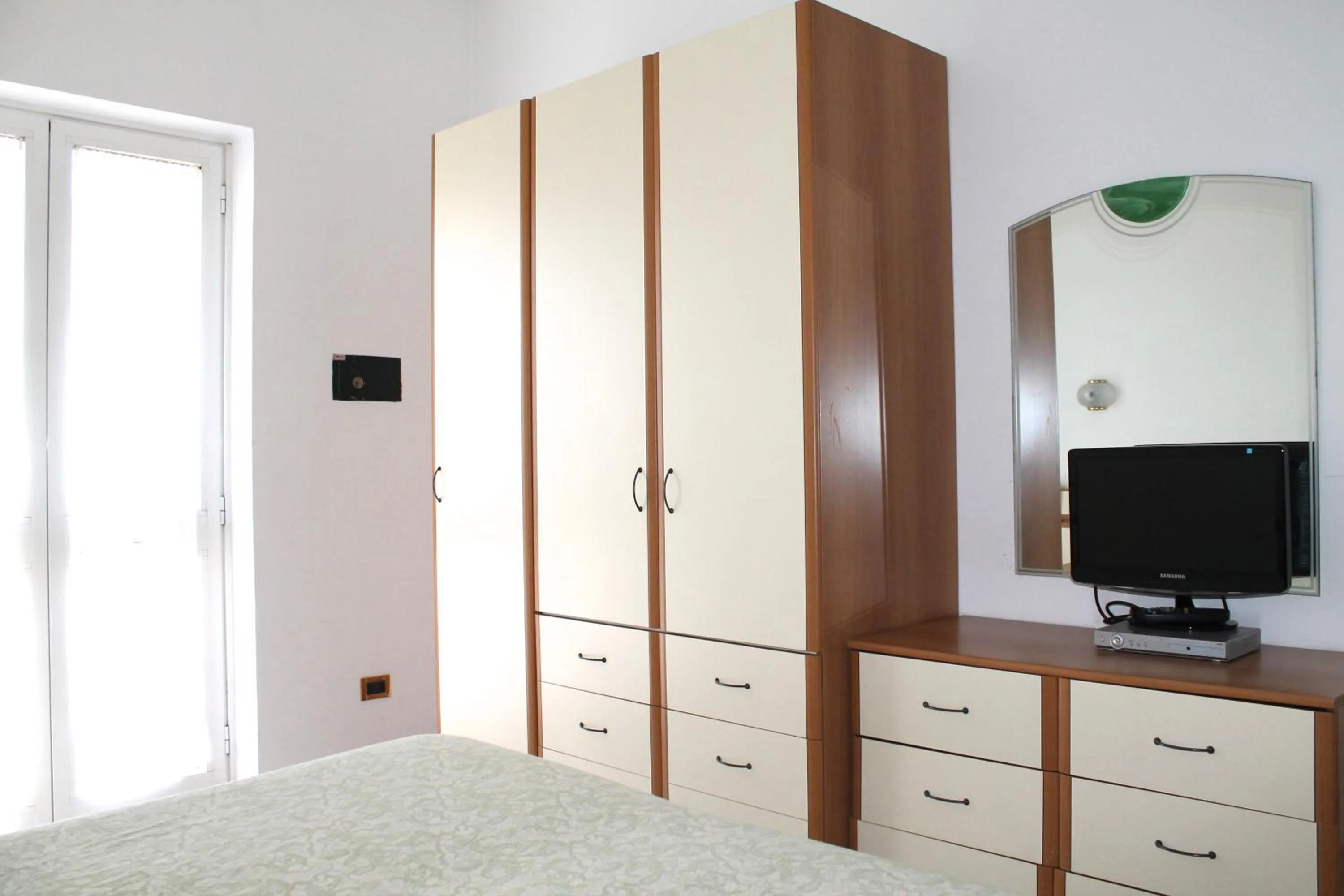 TV and multimedia, Bed in Hotel I 4 Assi