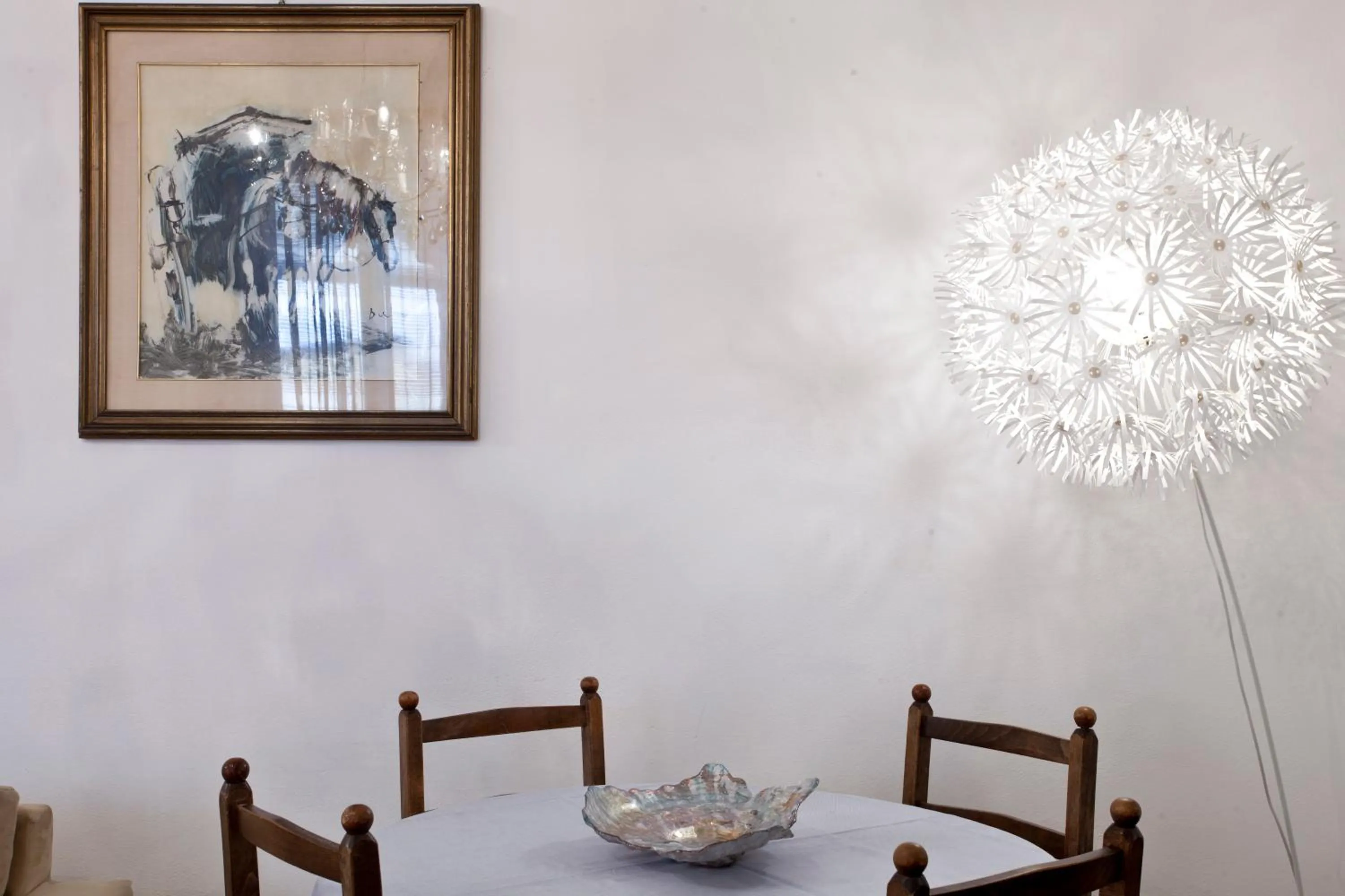 Communal lounge/ TV room in Hotel I 4 Assi