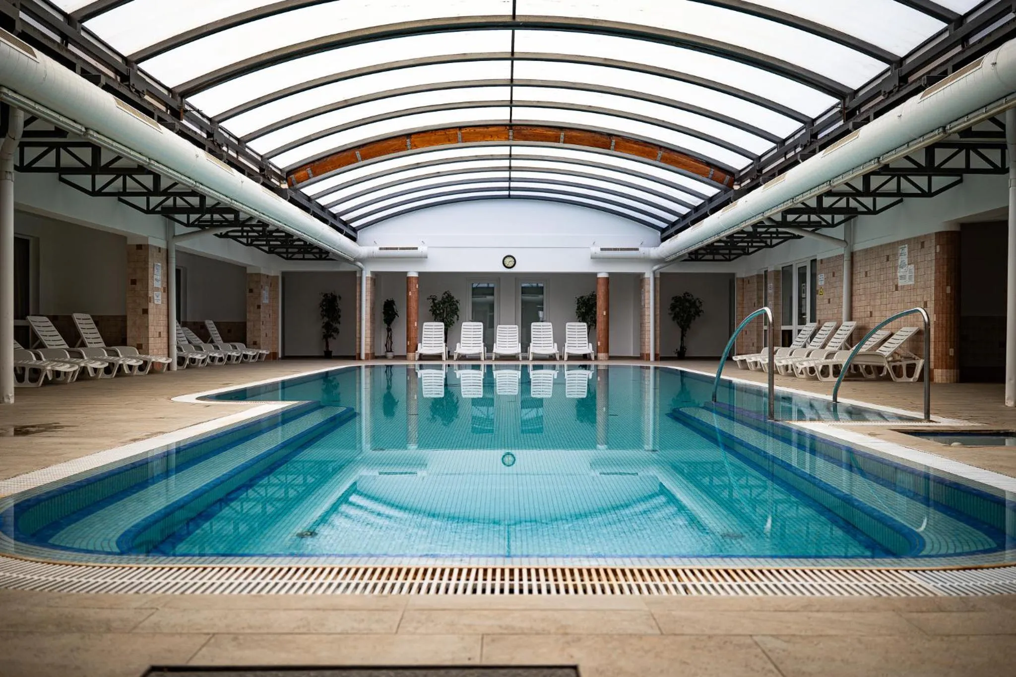 Swimming pool in Club MenDan Aparthotel