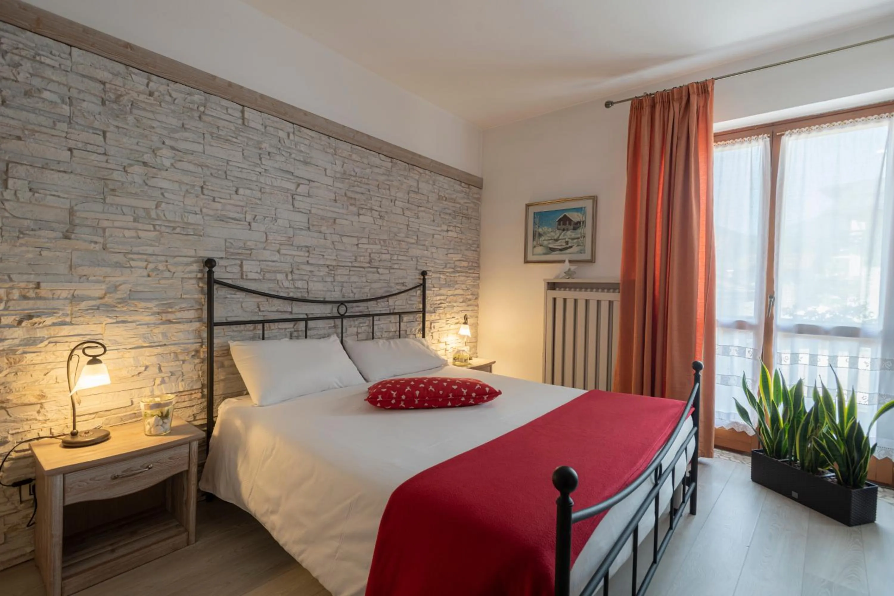 Photo of the whole room, Bed in Hotel Cova