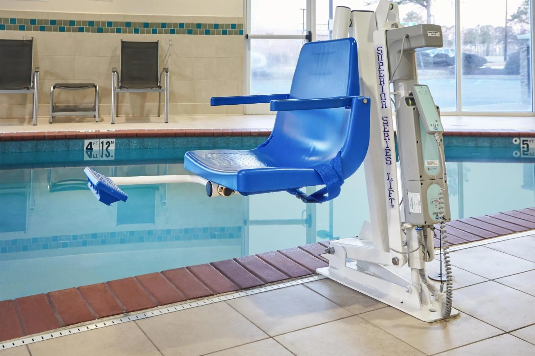 Swimming pool in Holiday Inn Express Hotels- Hampton by IHG