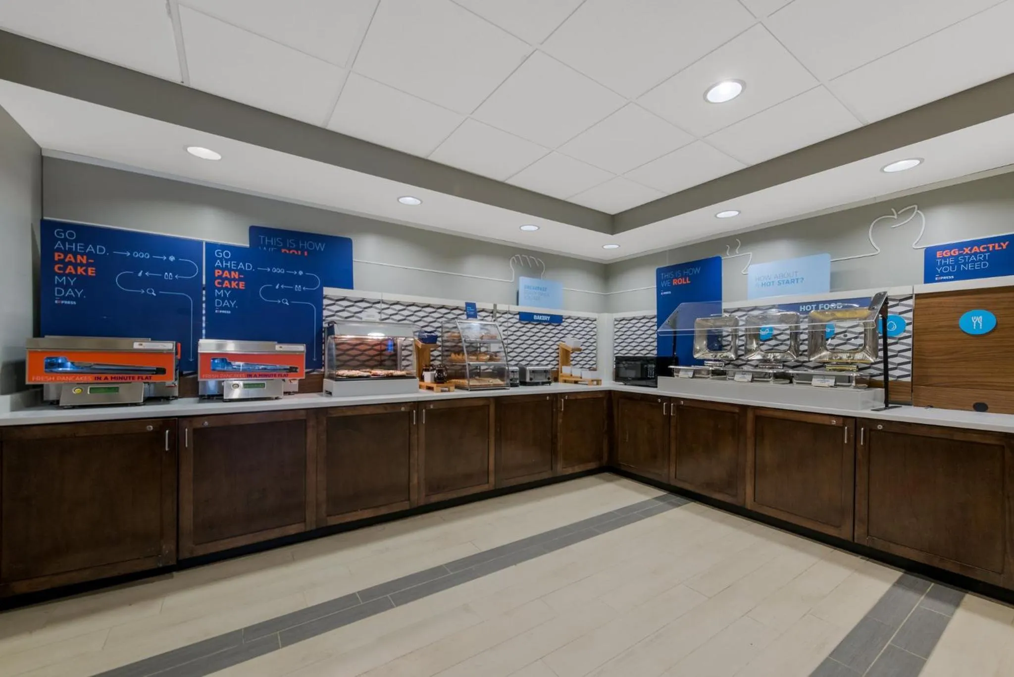 Breakfast in Holiday Inn Express Hotels- Hampton by IHG