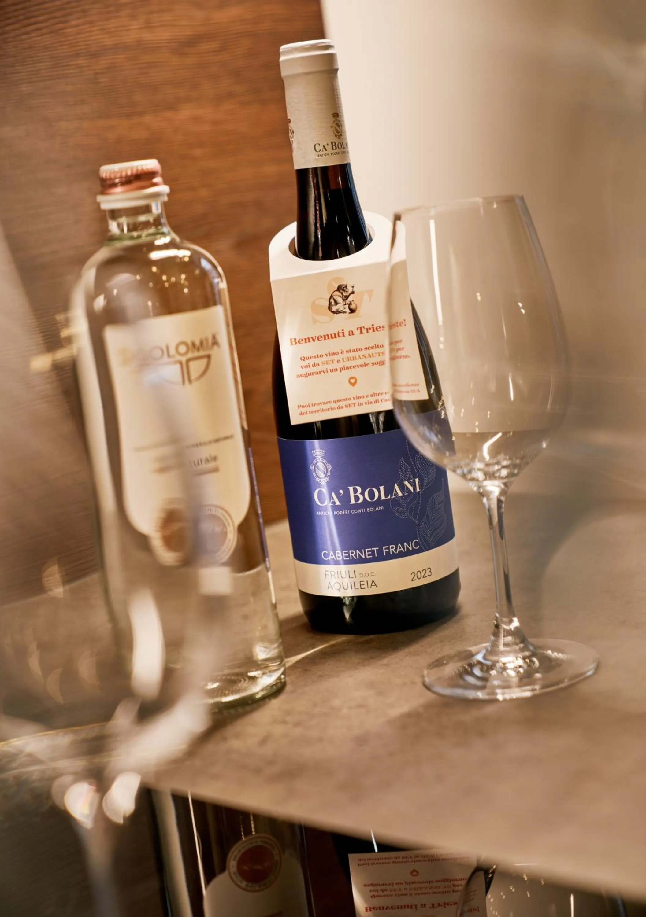 Kitchen or kitchenette in URBANAUTS STUDIOS Minelli