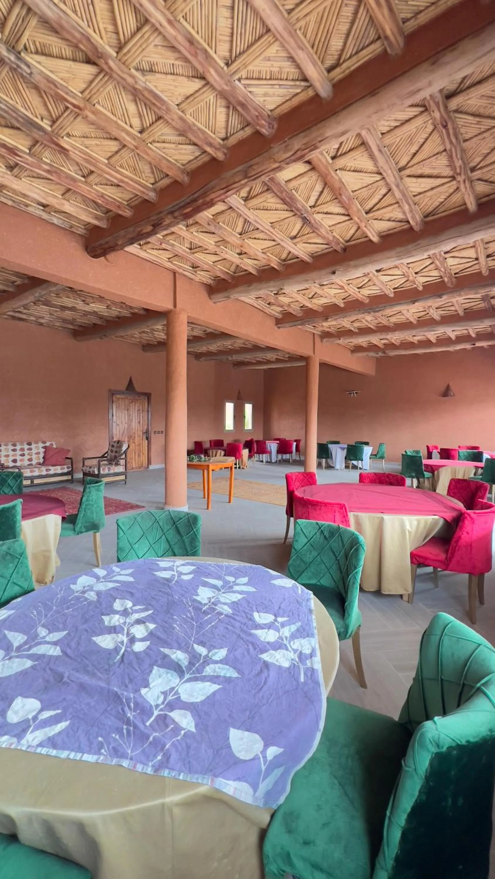 Restaurant/places to eat in Auberge Famille Benmoro