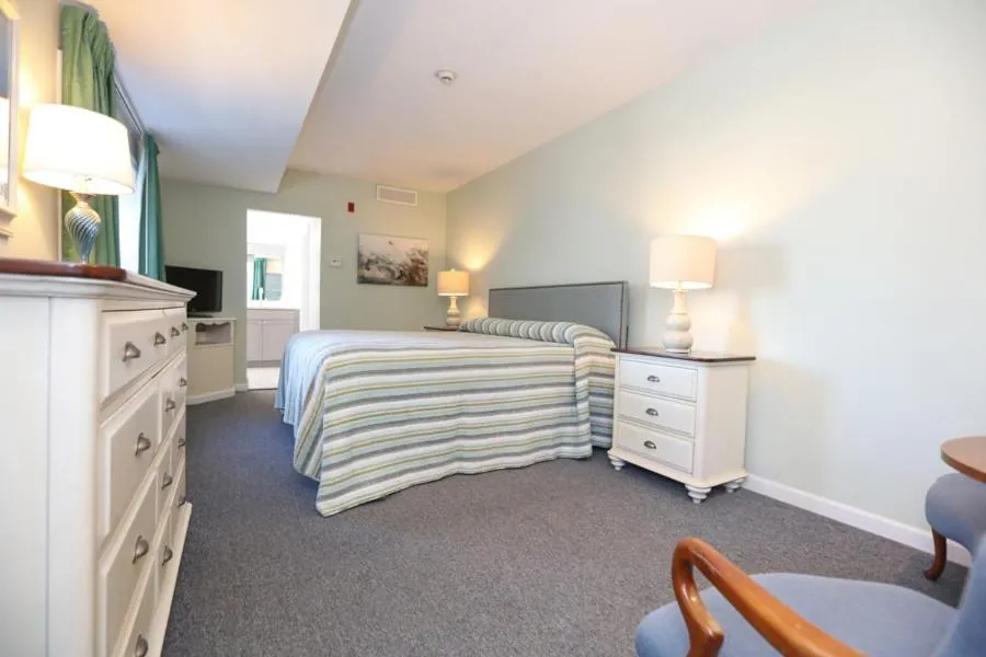 Bed in The Heritage Inn
